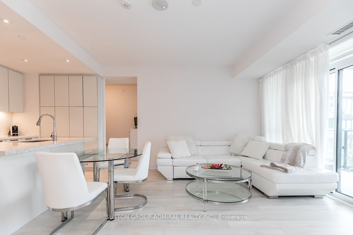 375 Sea Ray Ave, #327