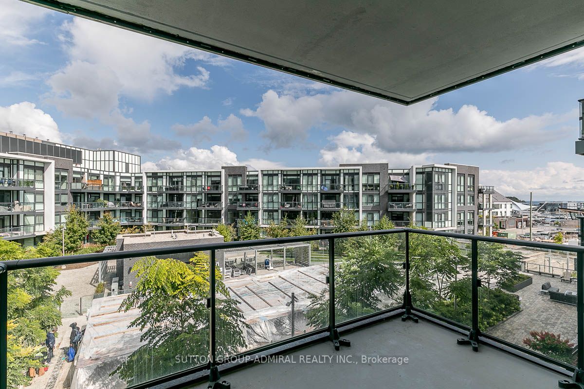 375 Sea Ray Ave, #327