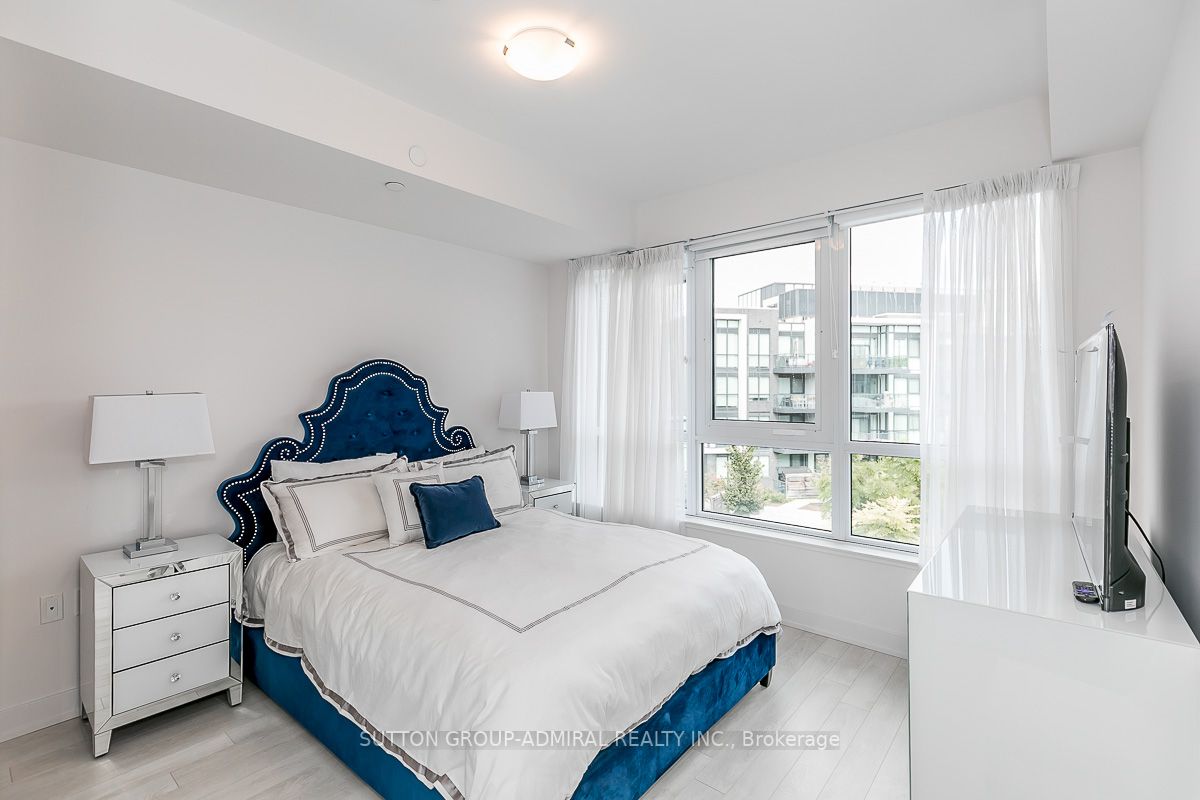 375 Sea Ray Ave, #327