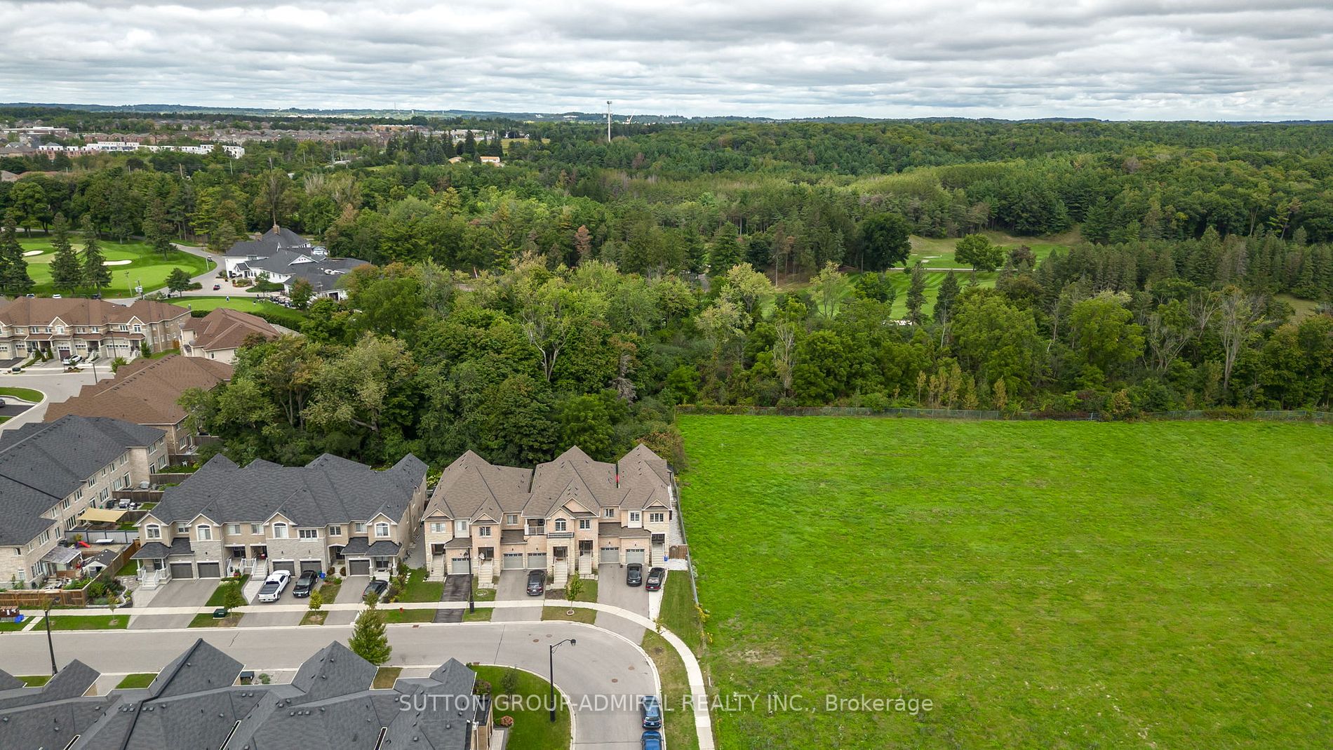 78 Paper Mills Cres