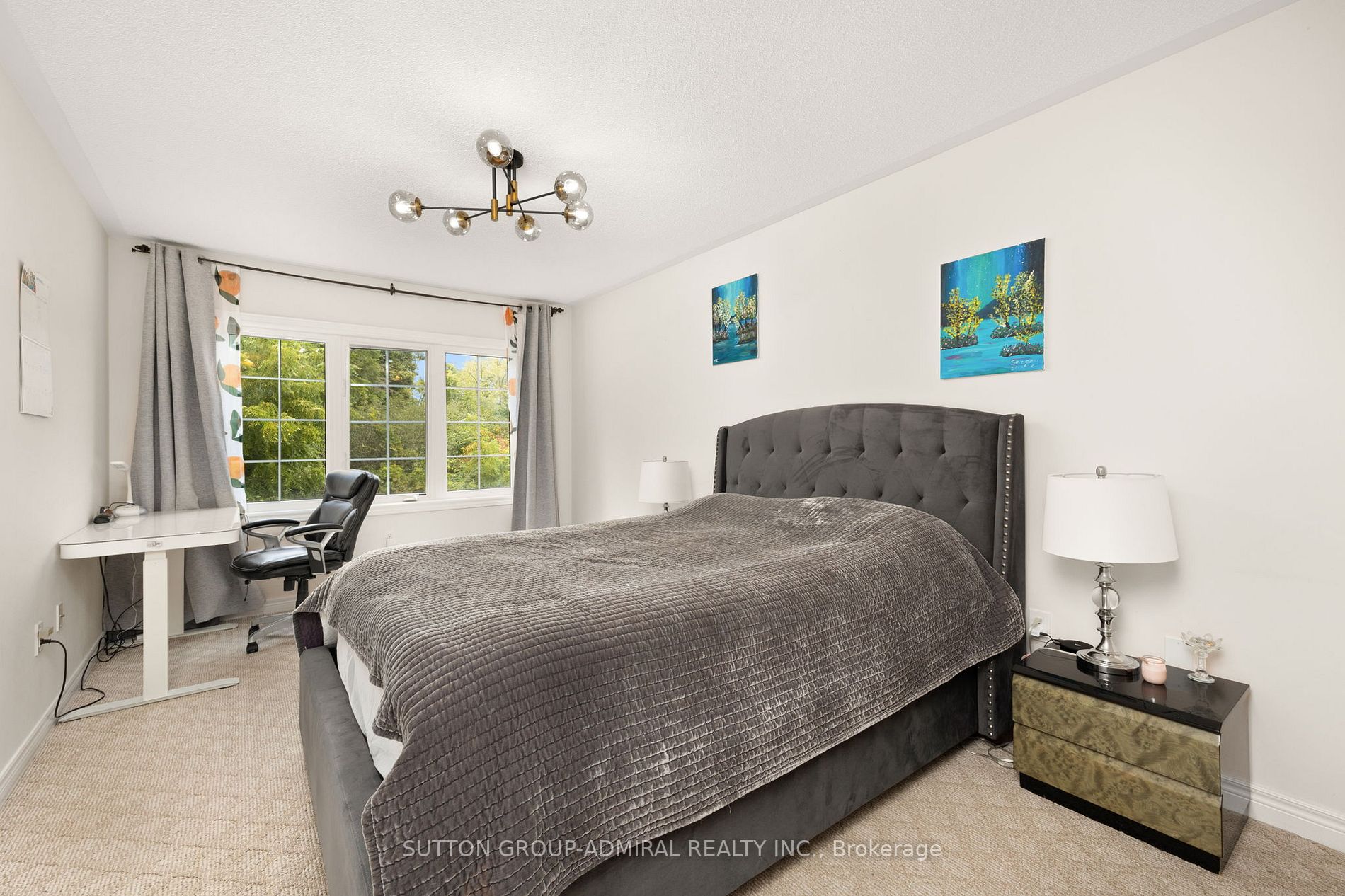 78 Paper Mills Cres