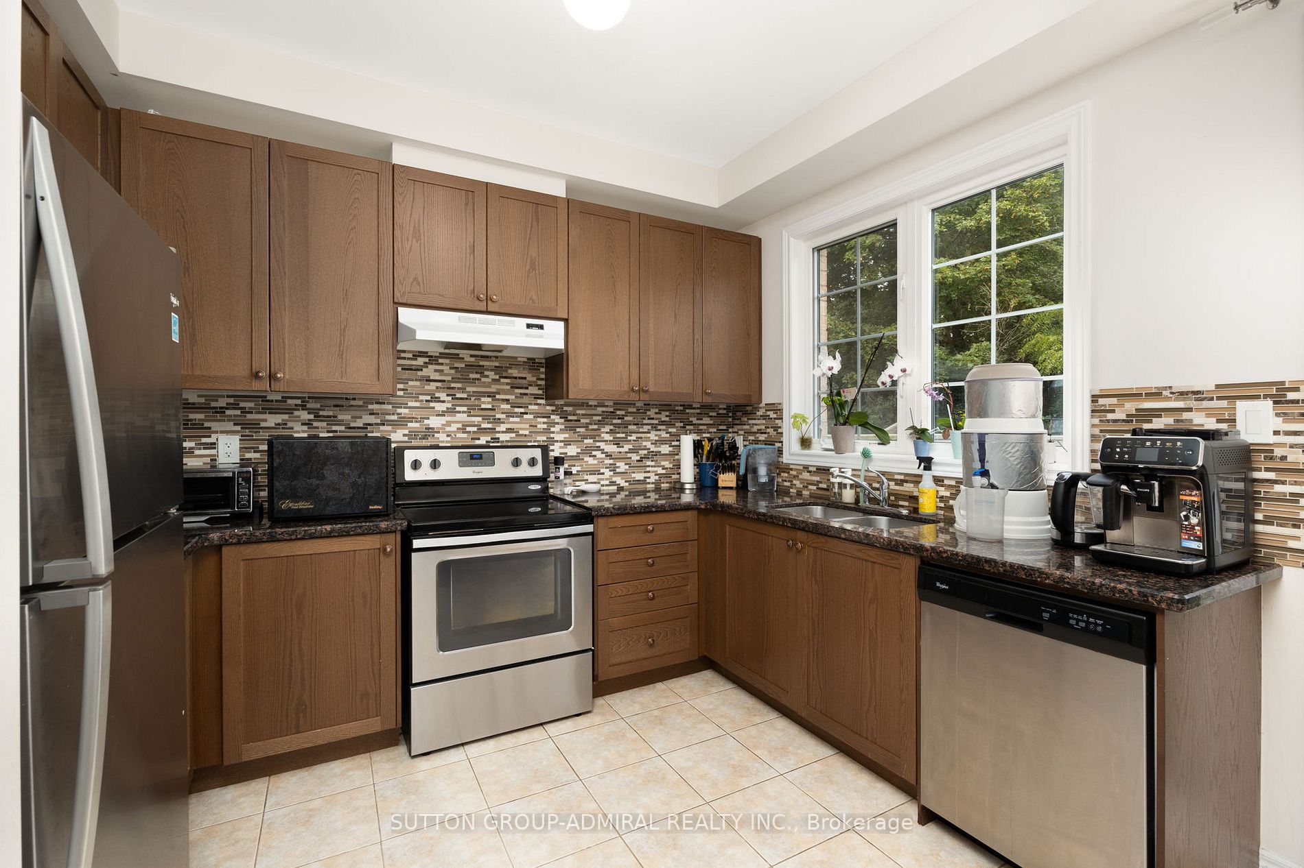 78 Paper Mills Cres