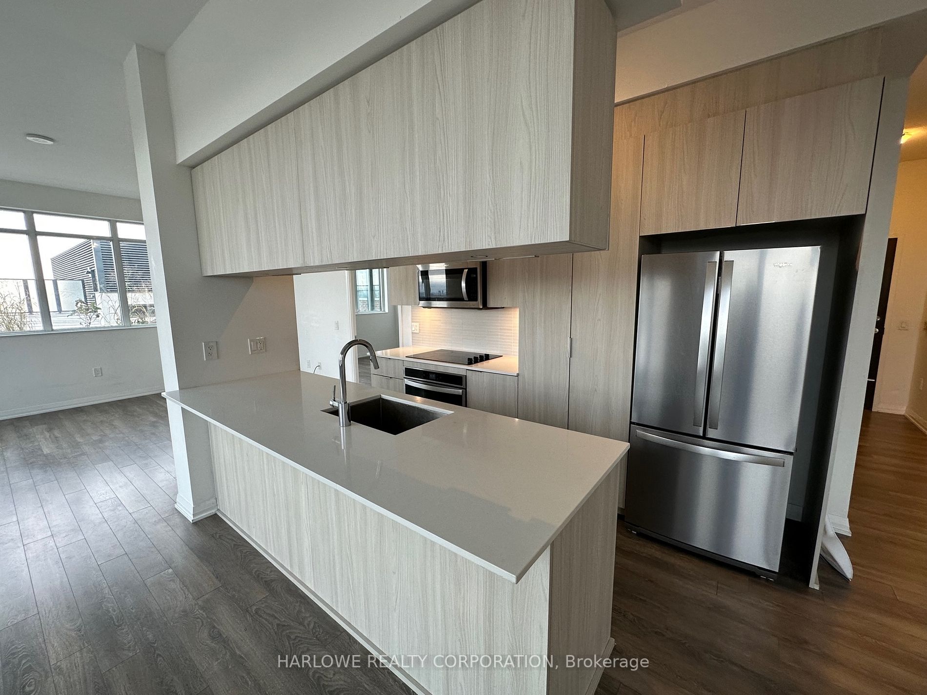 99 Eagle Rock Way, #911