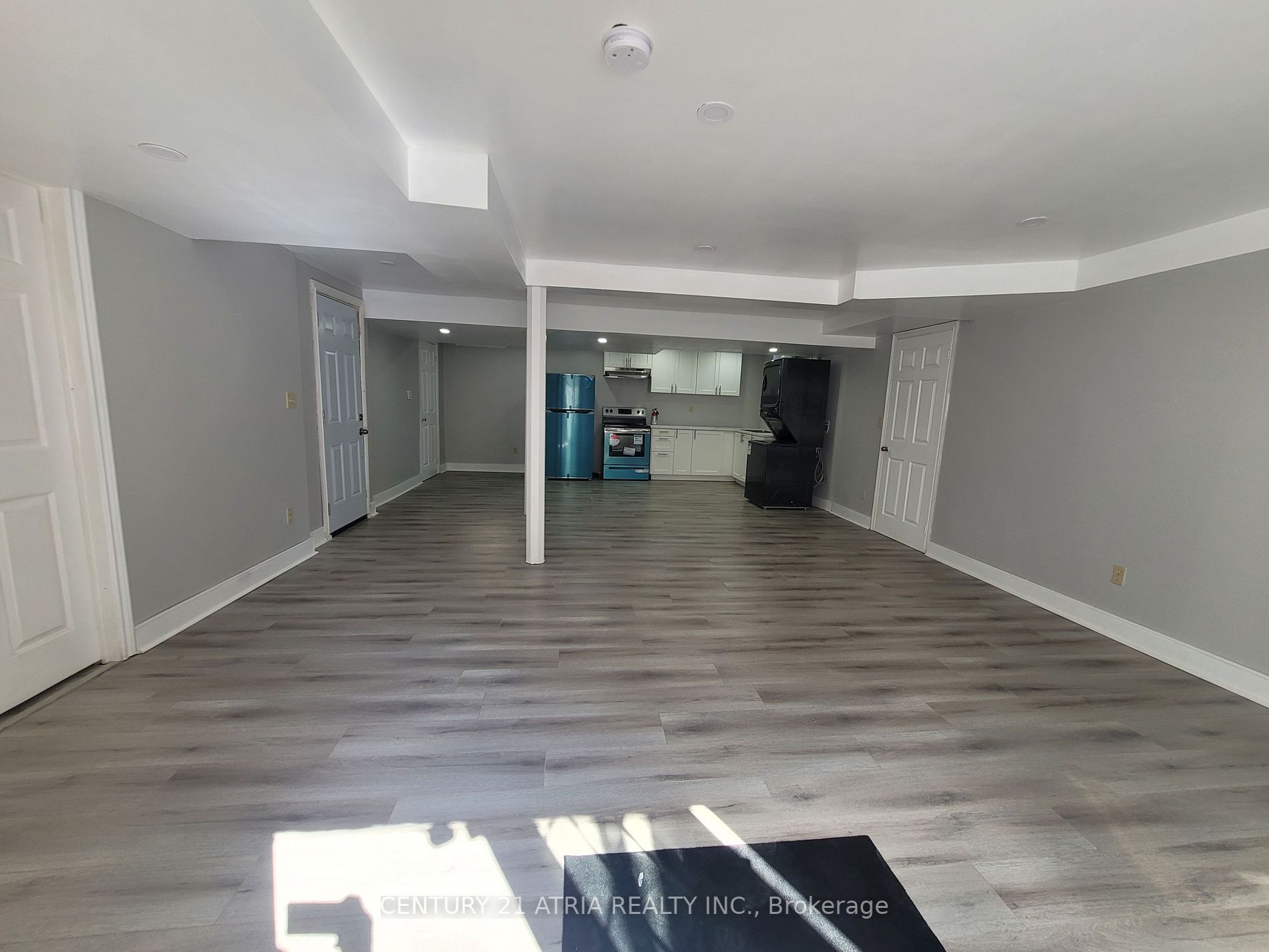 226 Larkin Ave
