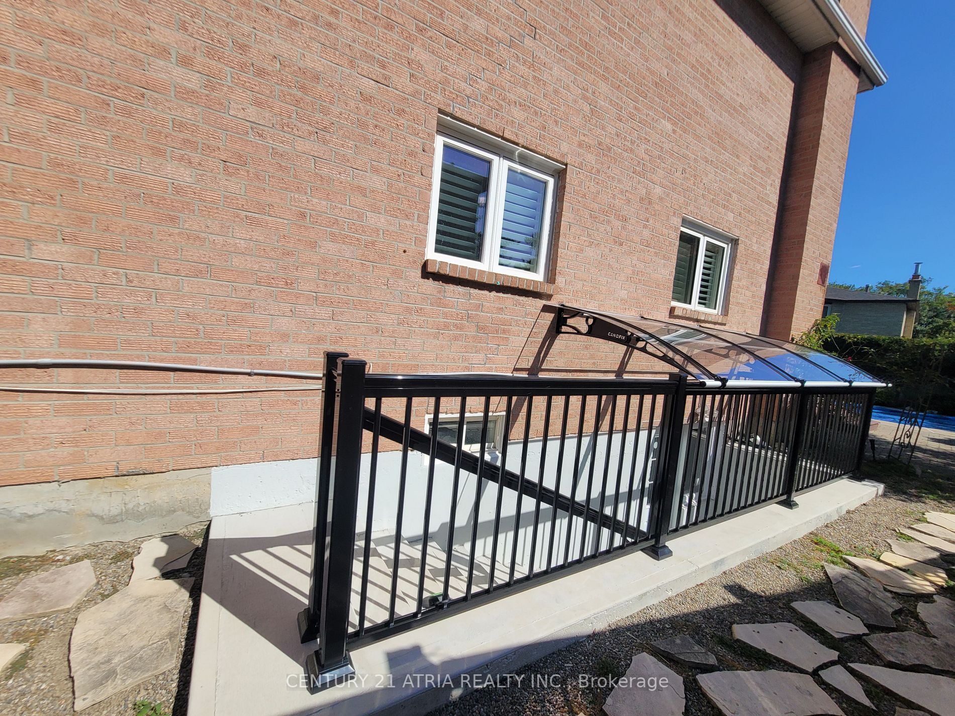 226 larkin Avenue