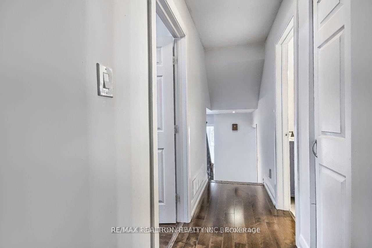 1043 Lemar Rd, #Main