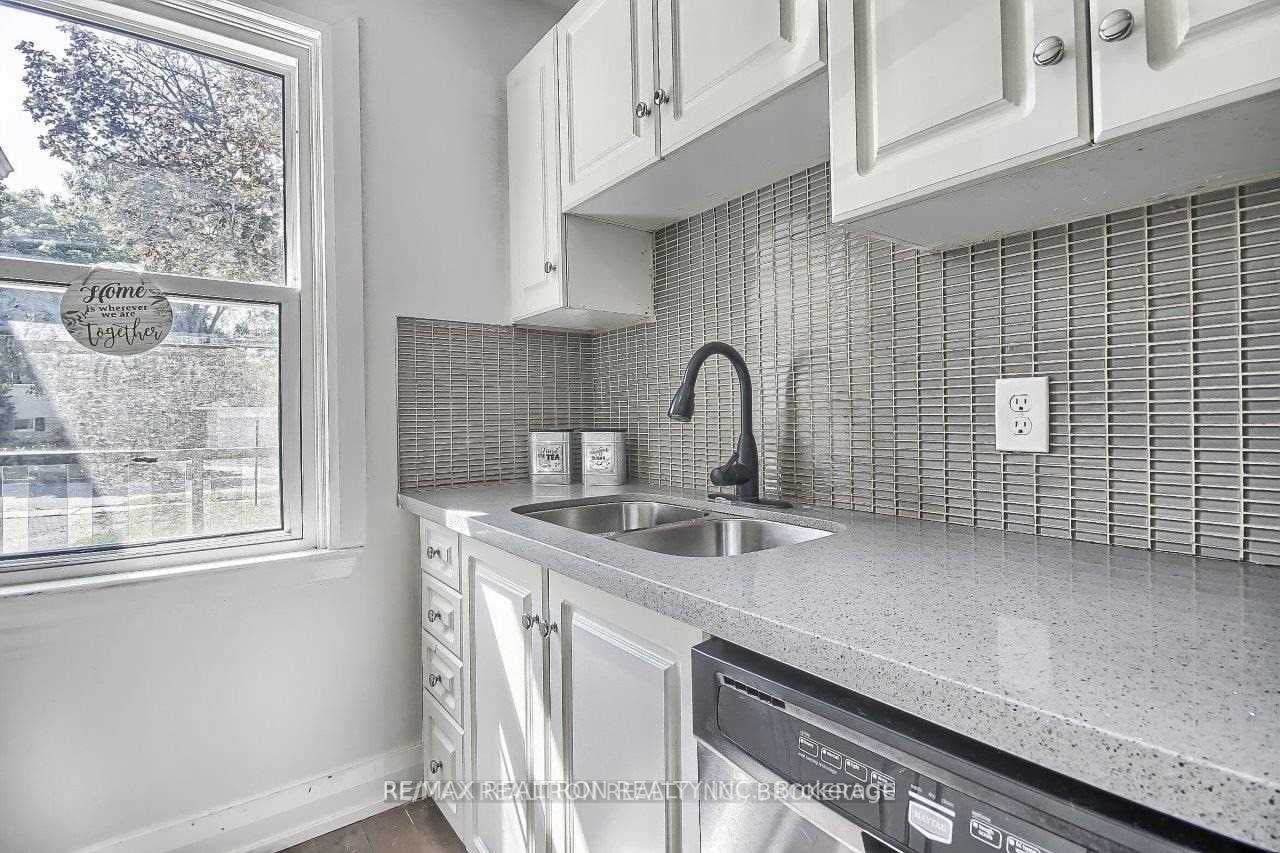 1043 Lemar Rd, #Main