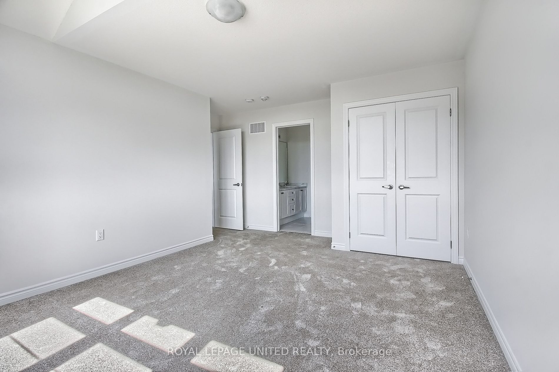 1114 Wickham Rd