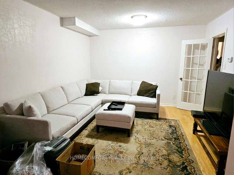 8 Sir Lancelot Drive