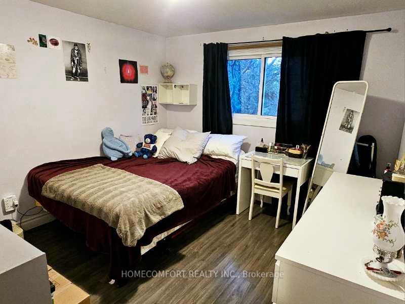 8 Sir Lancelot Drive