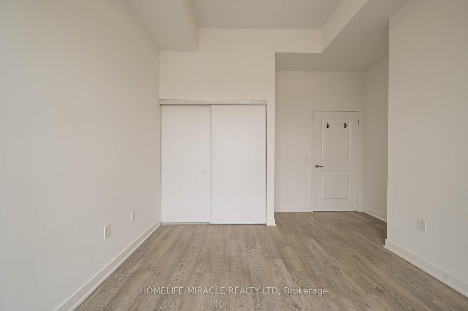 120 Eagle Rock Way E, #Ph05