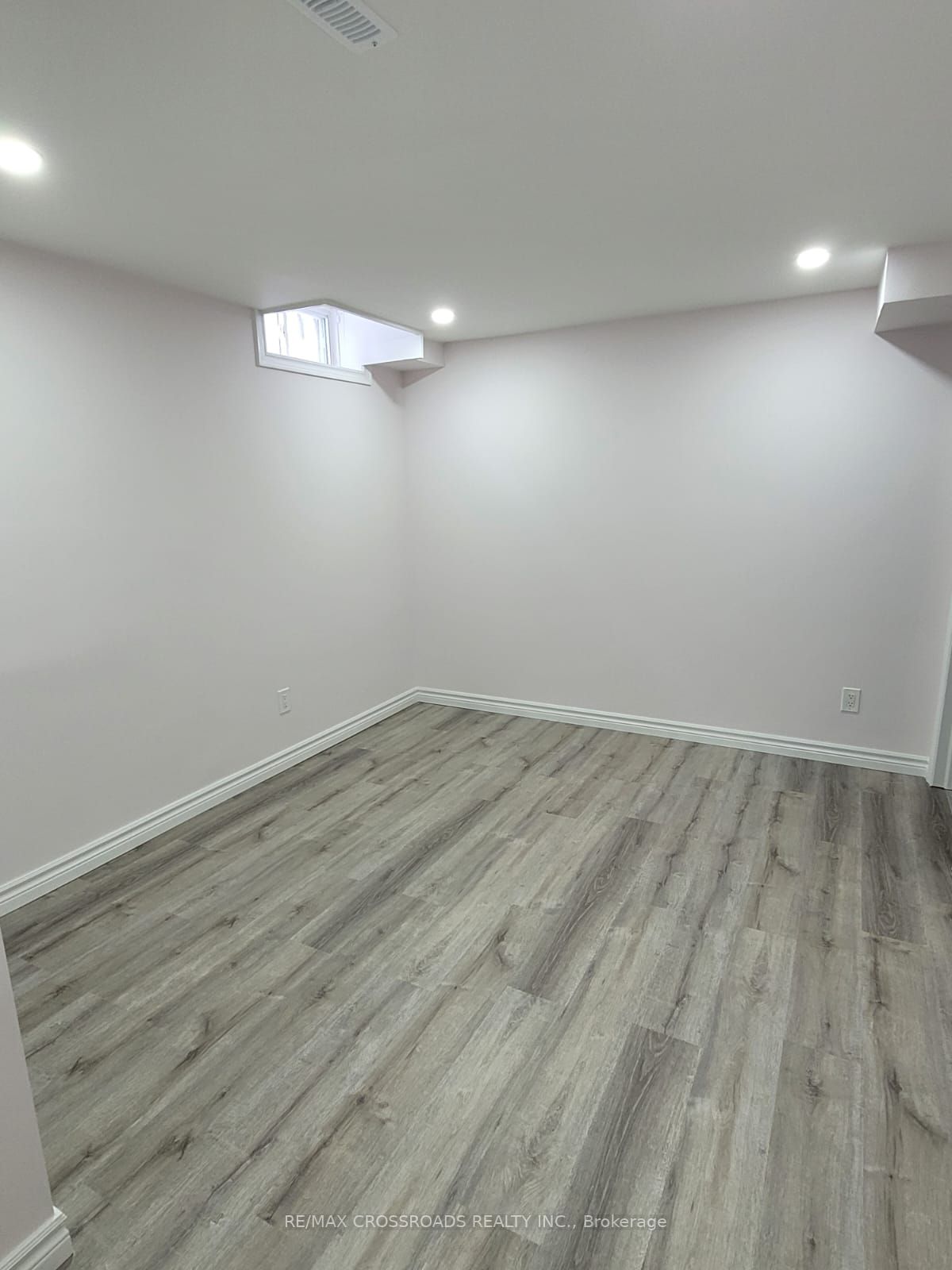 72 Burwell Cres, #Bsmt