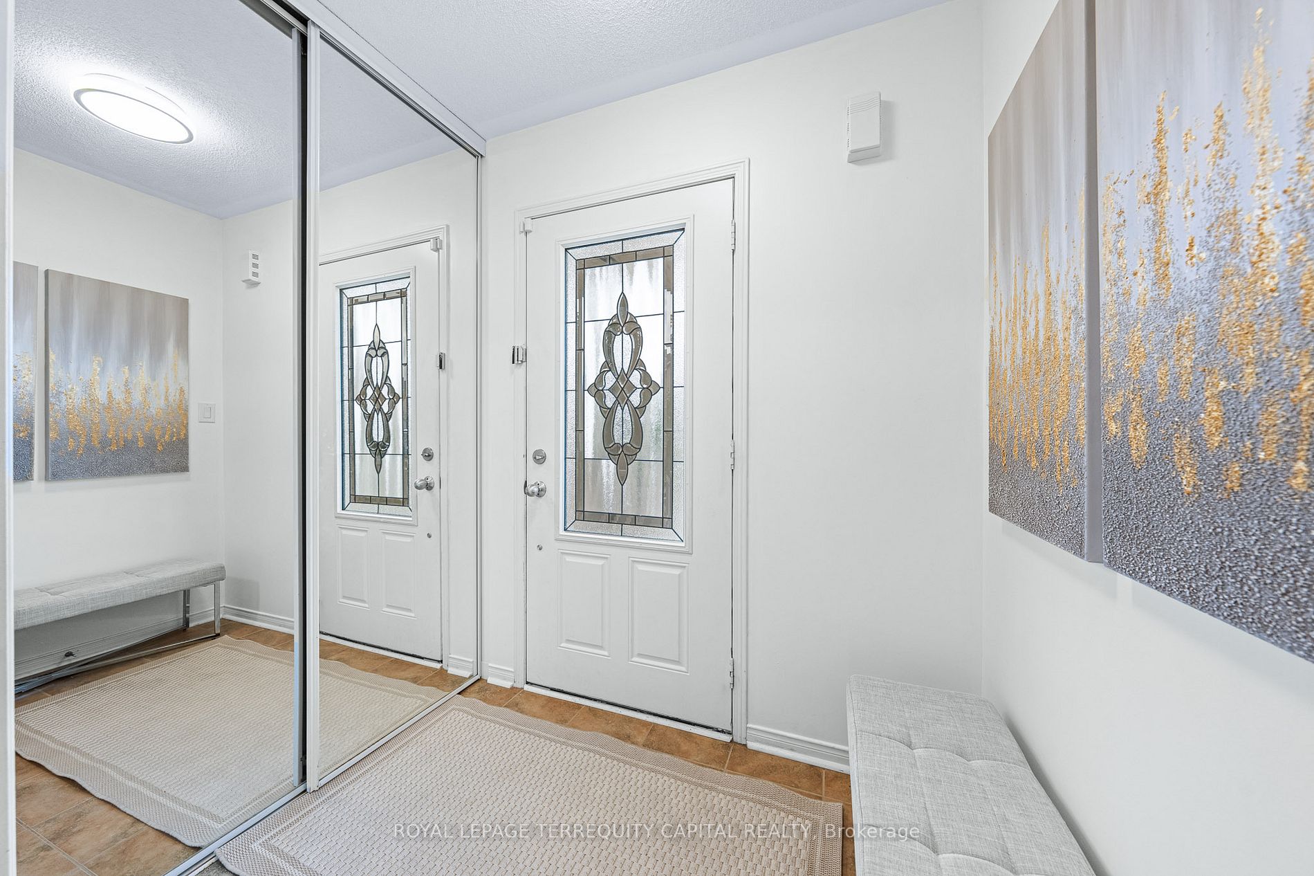 61 Long St