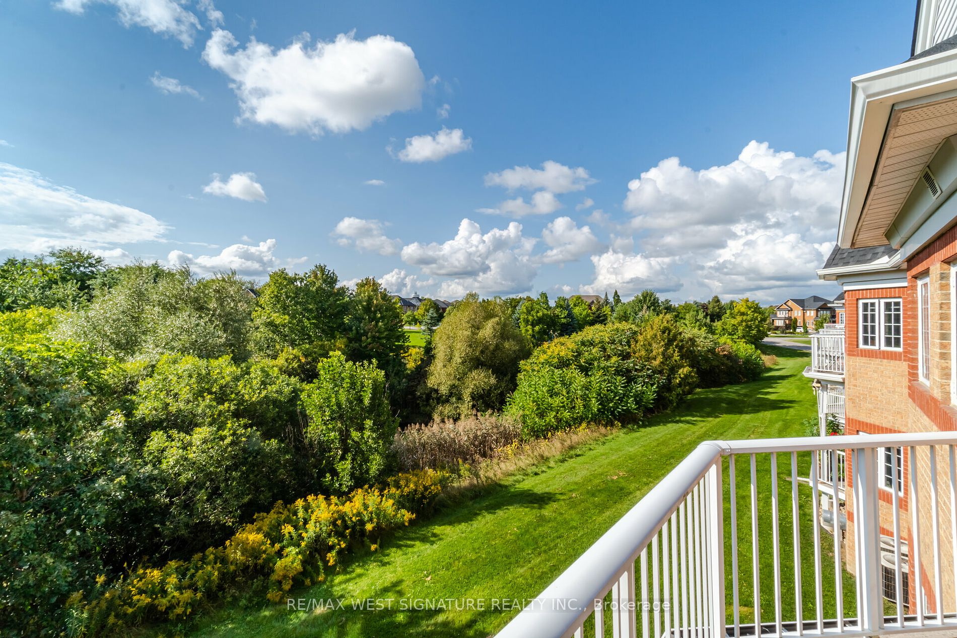 75 Treelawn Blvd, #204