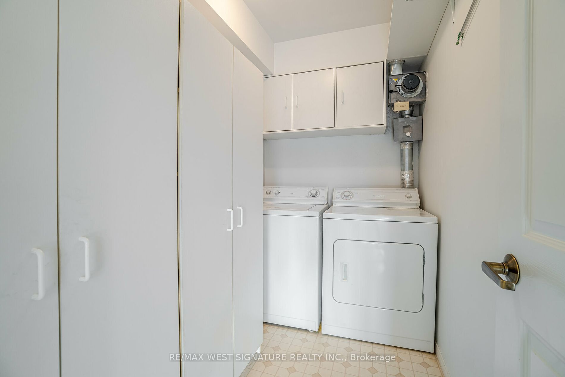 75 Treelawn Blvd, #204