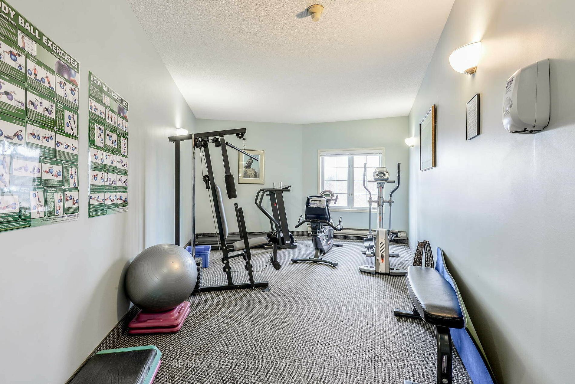 75 Treelawn Blvd, #204
