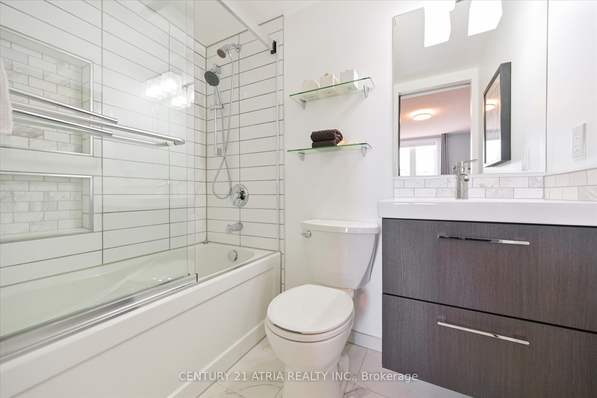 75 Weldrick Road E, #305