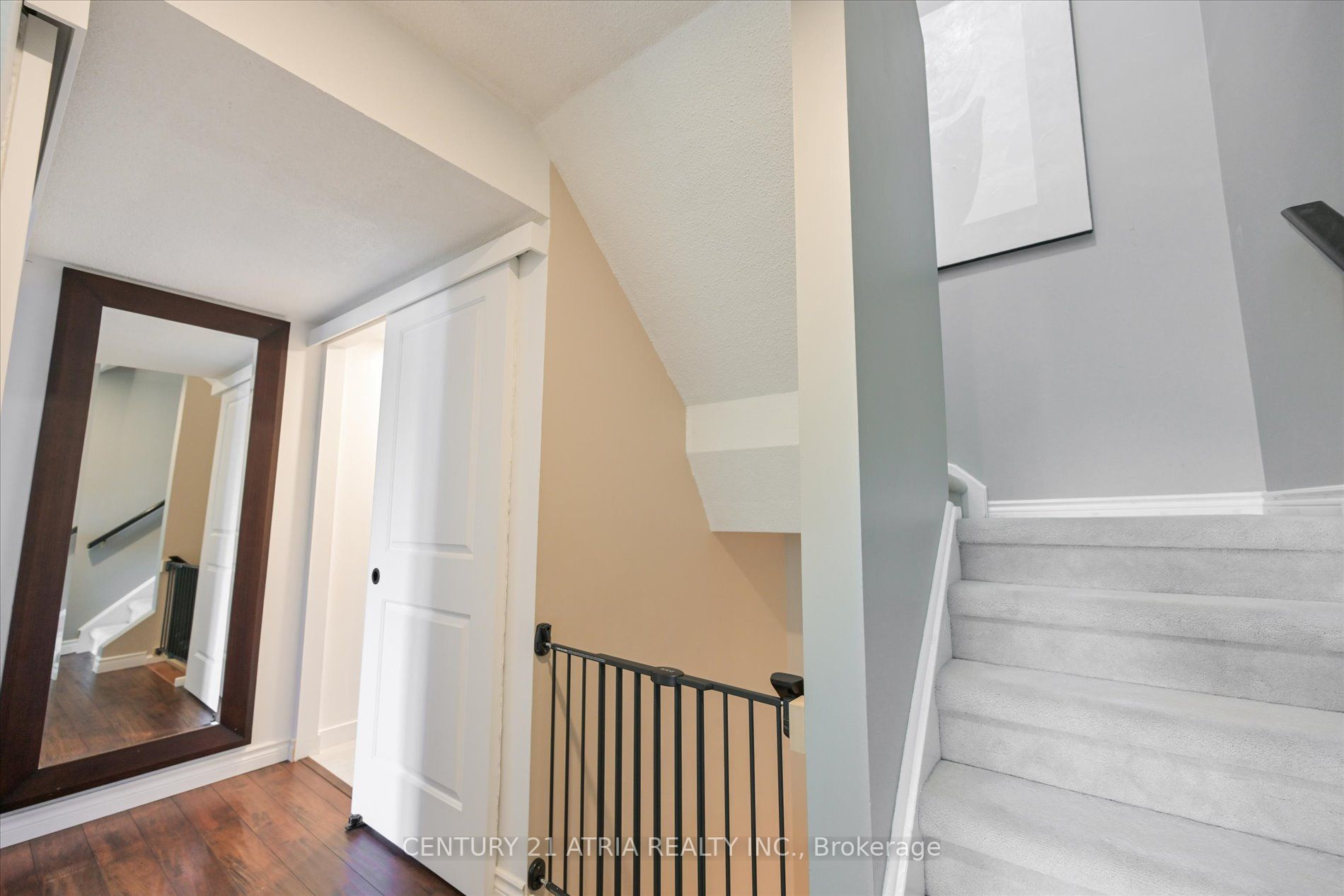 75 Weldrick Road E, #305