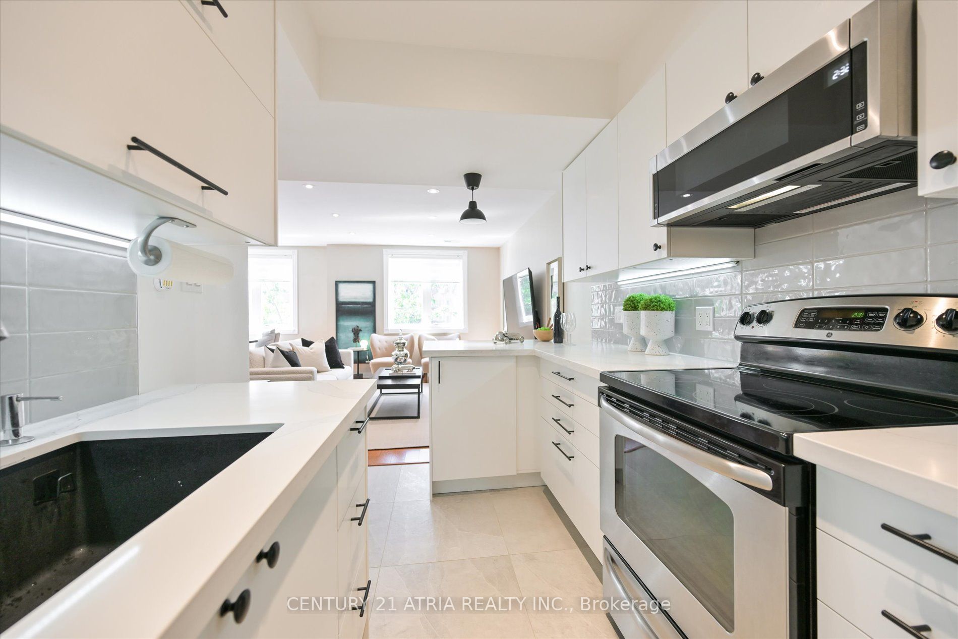 75 Weldrick Road E, #305