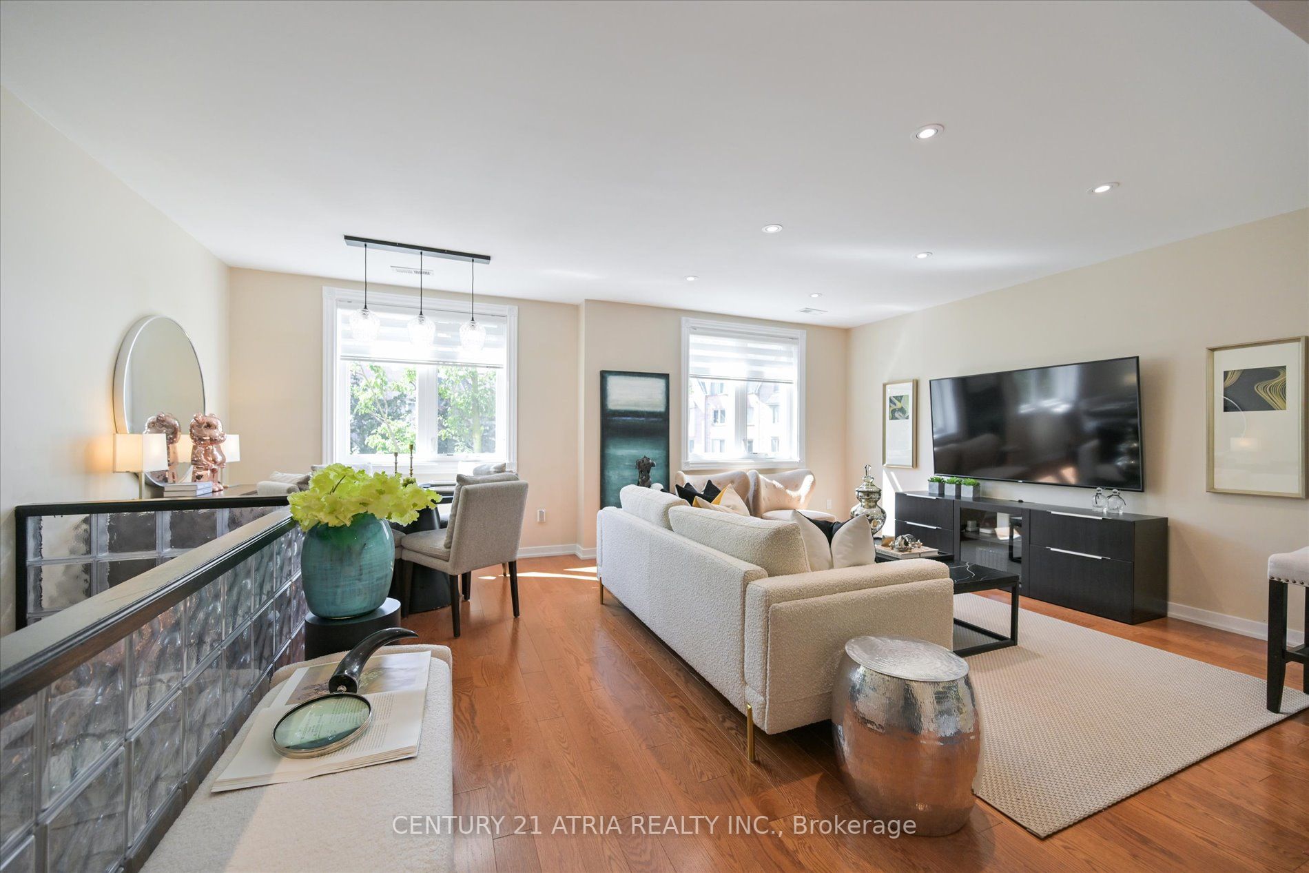 75 Weldrick Road E, #305
