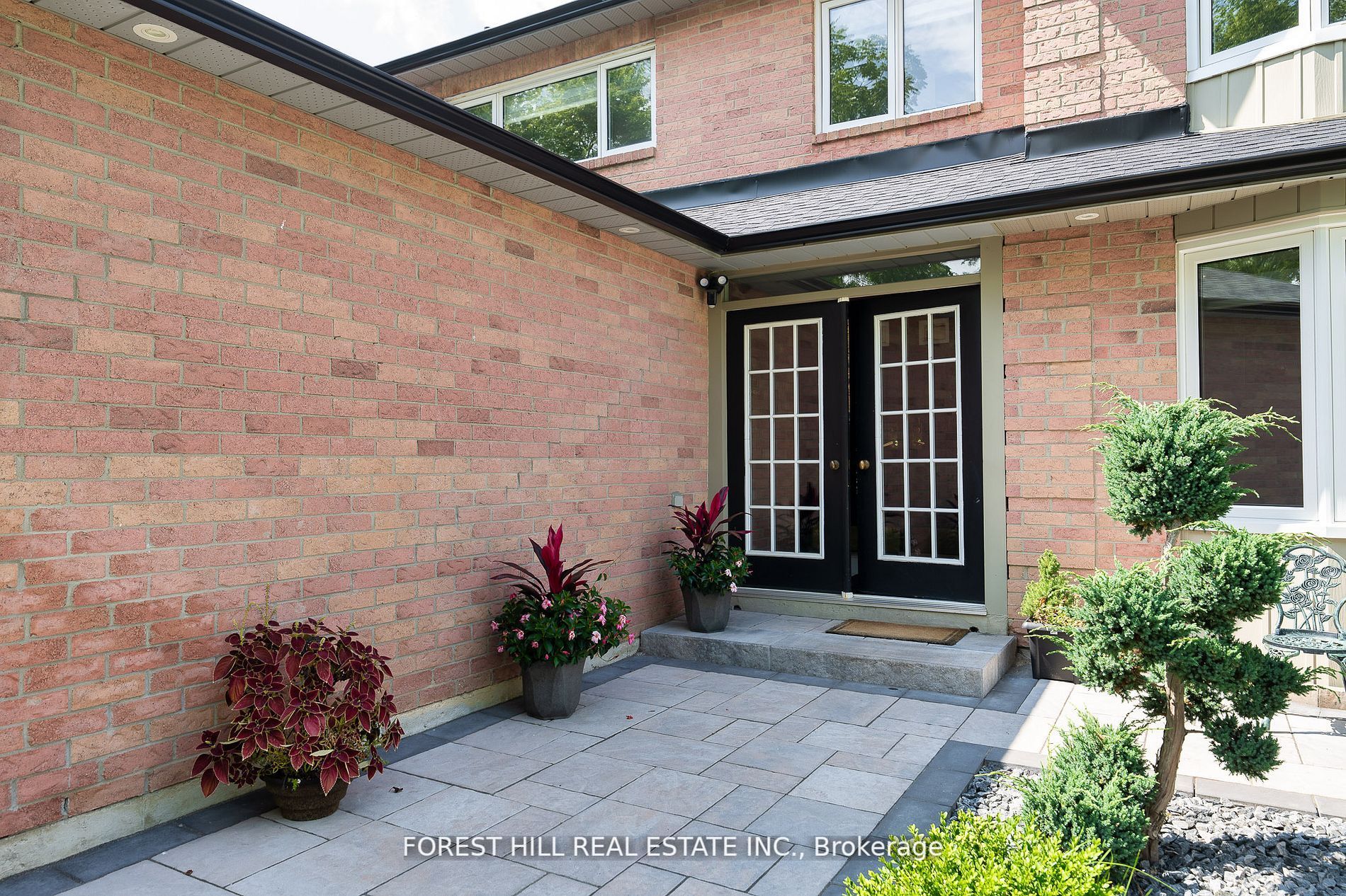 28 Beatty Cres