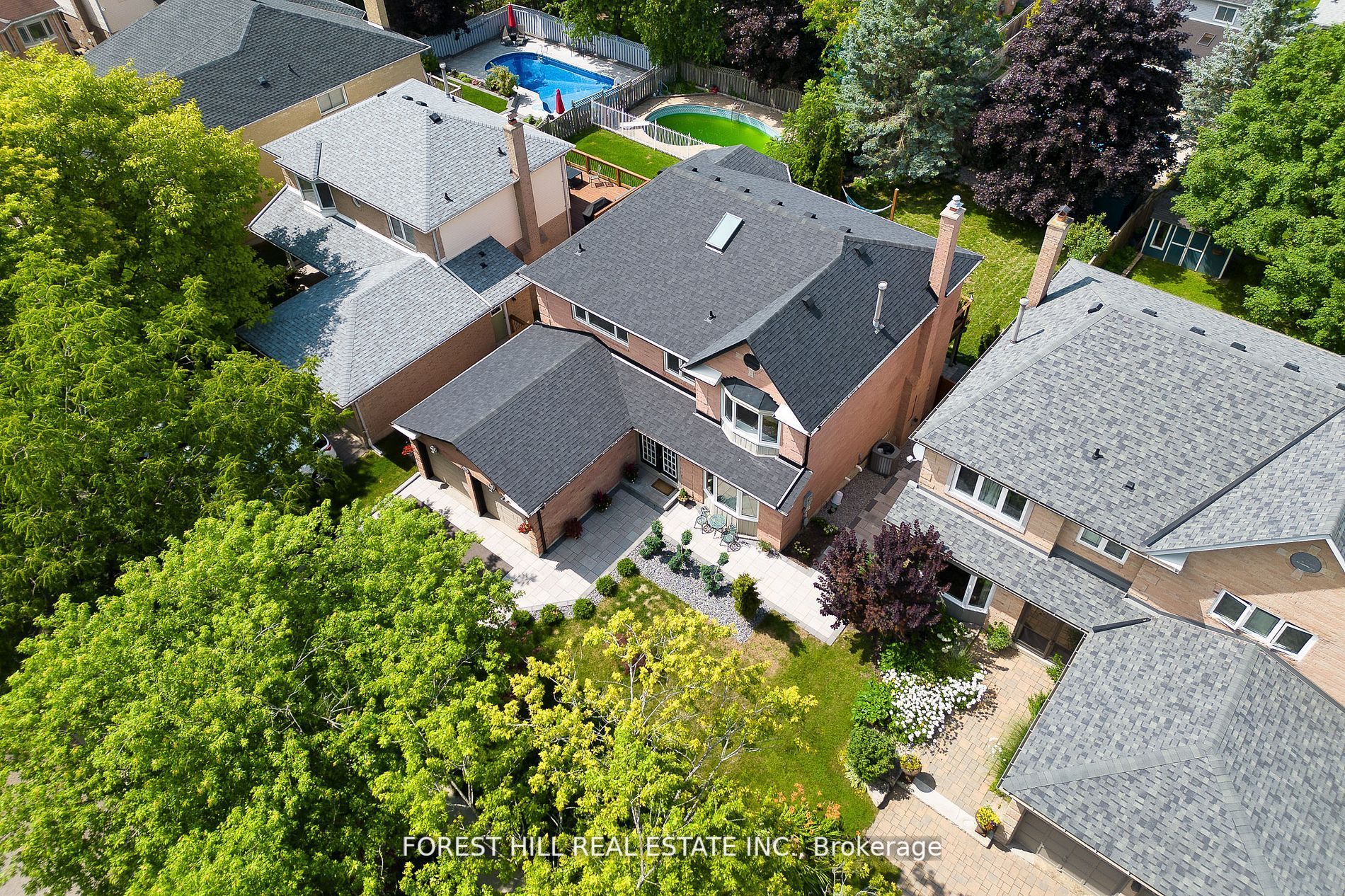 28 Beatty Cres