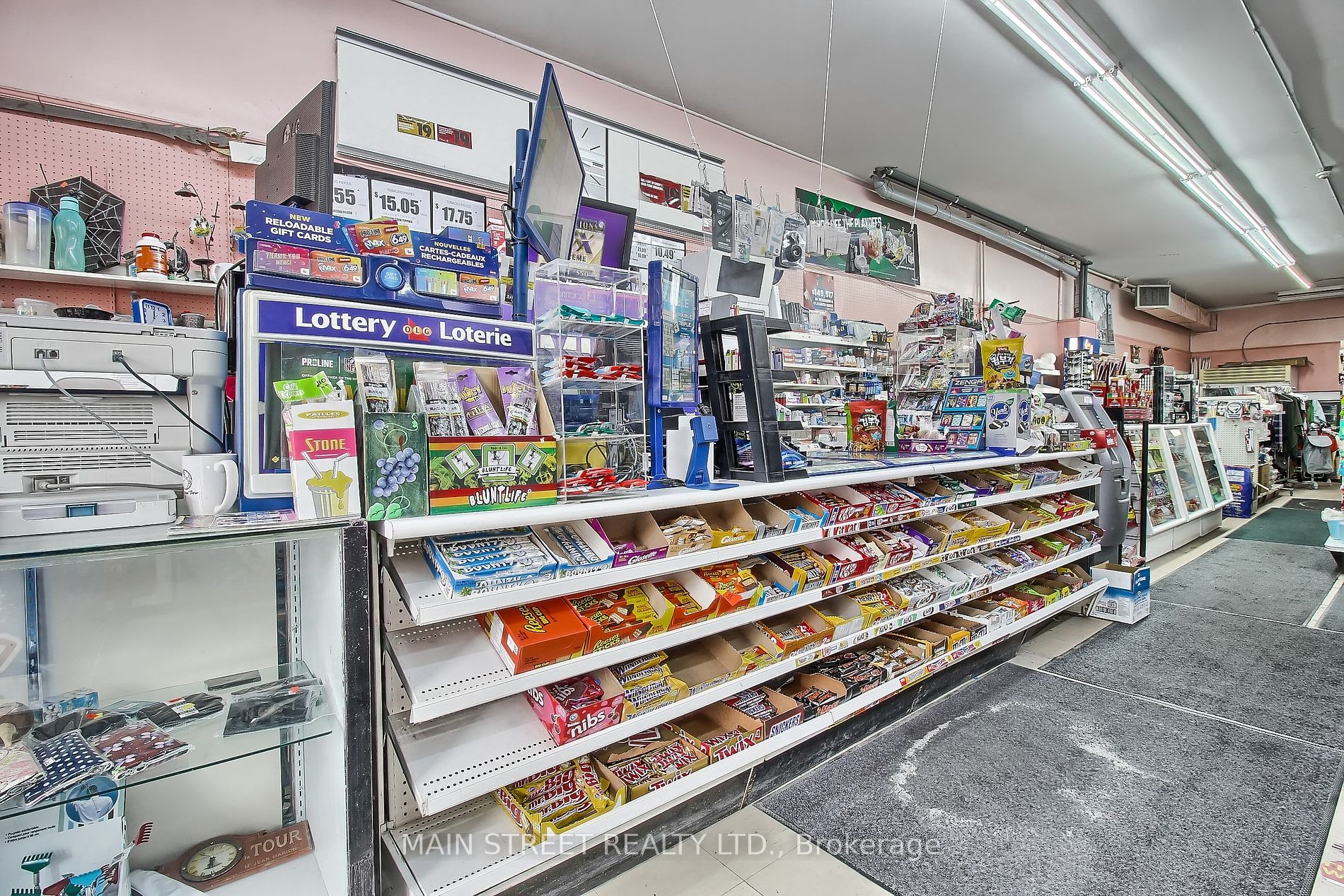 243/245 Main St S