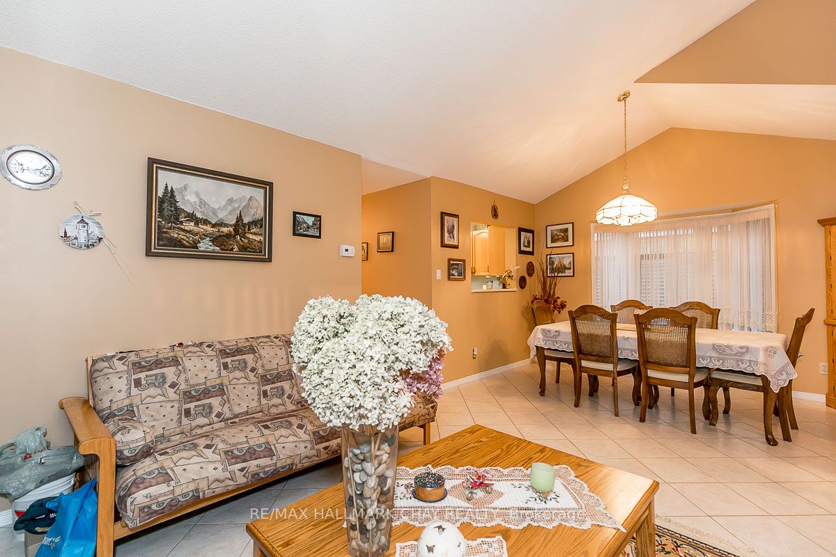 146 Greenbriar Rd, #19