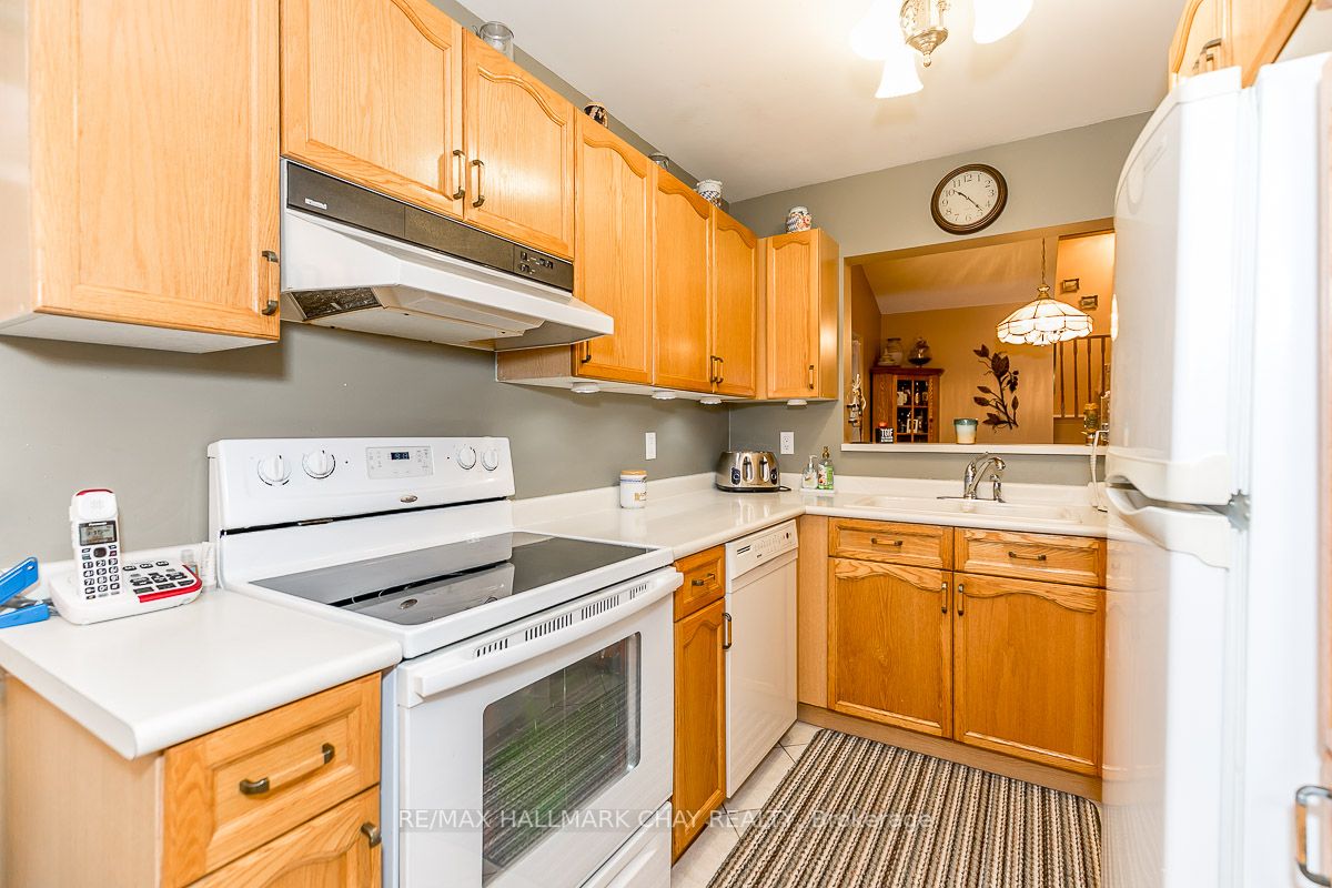 146 Greenbriar Rd, #19