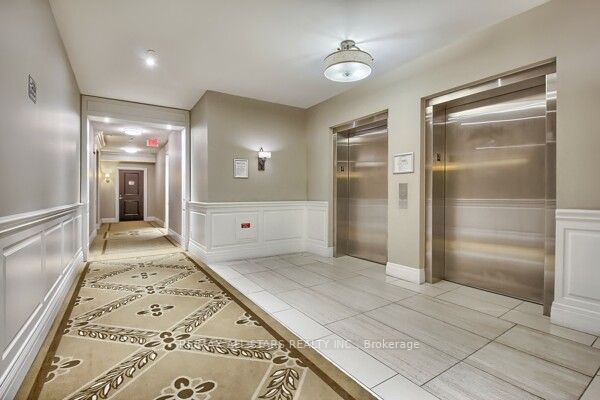 80 Burns Blvd, #208
