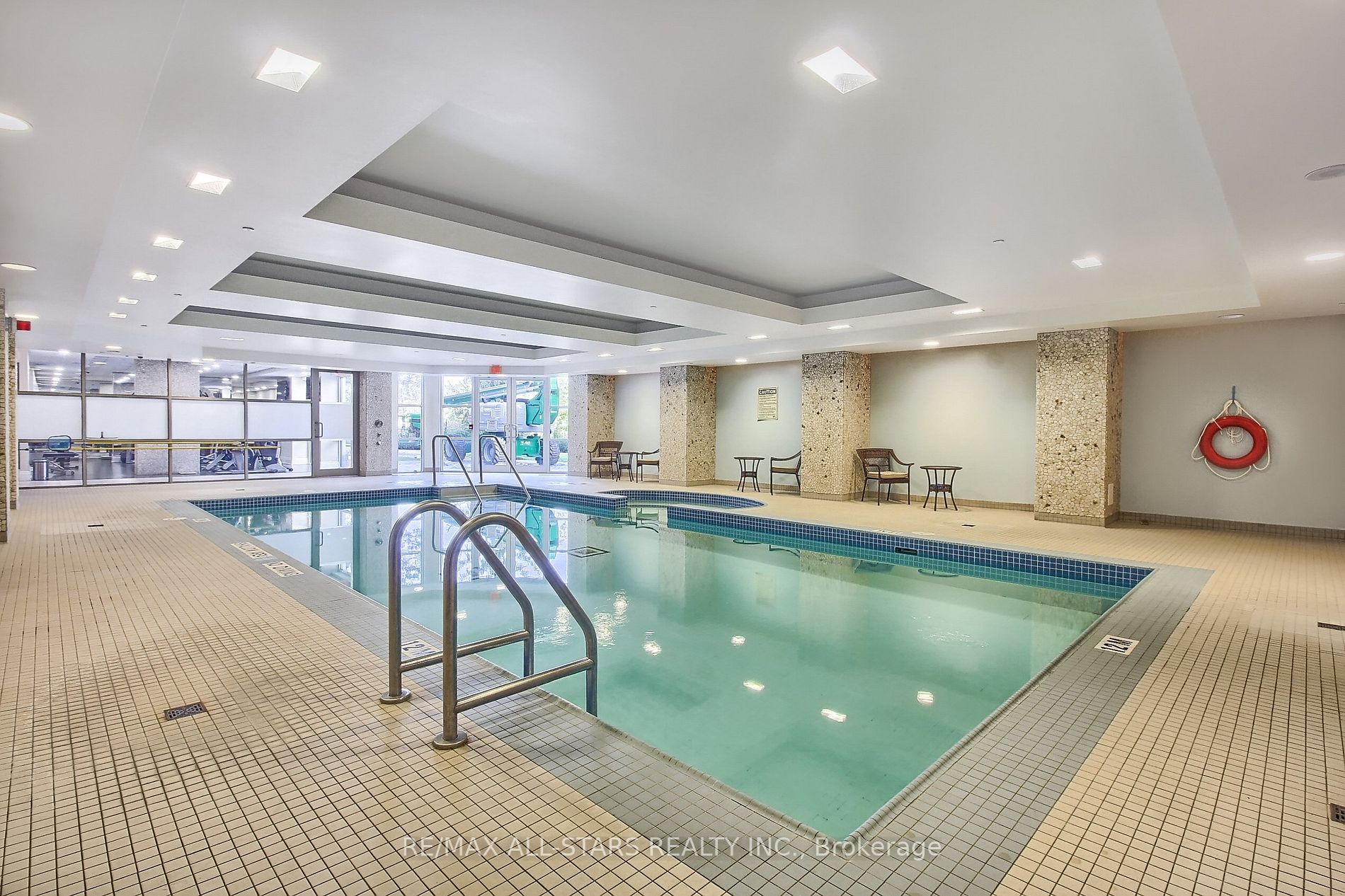80 Burns Blvd, #208