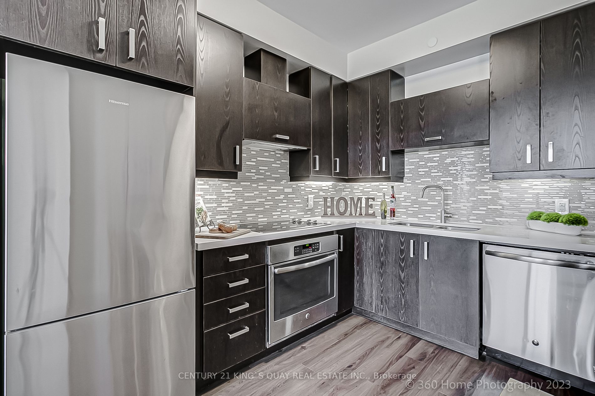 28 Uptown Drive, #715