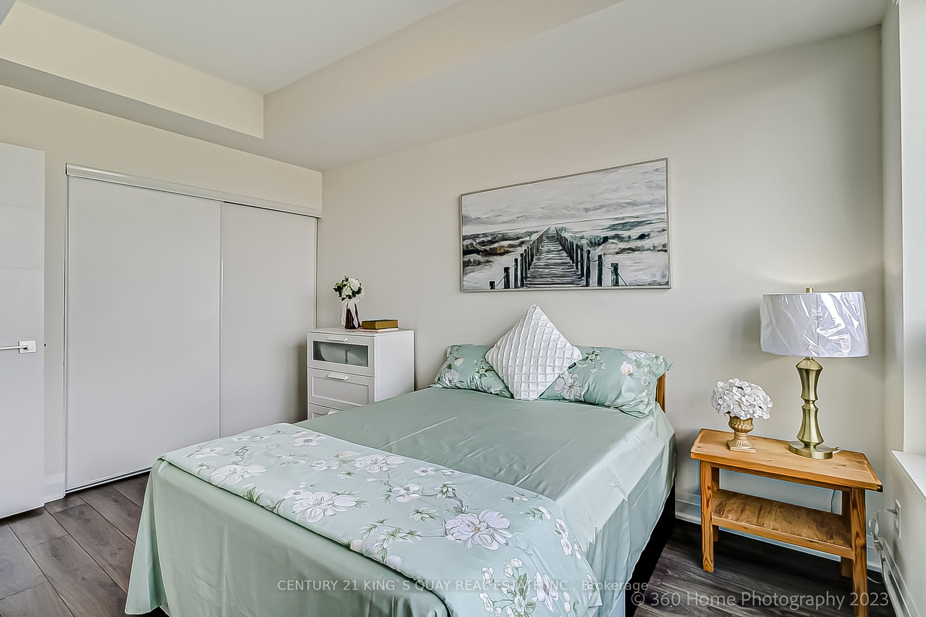 28 Uptown Drive, #715