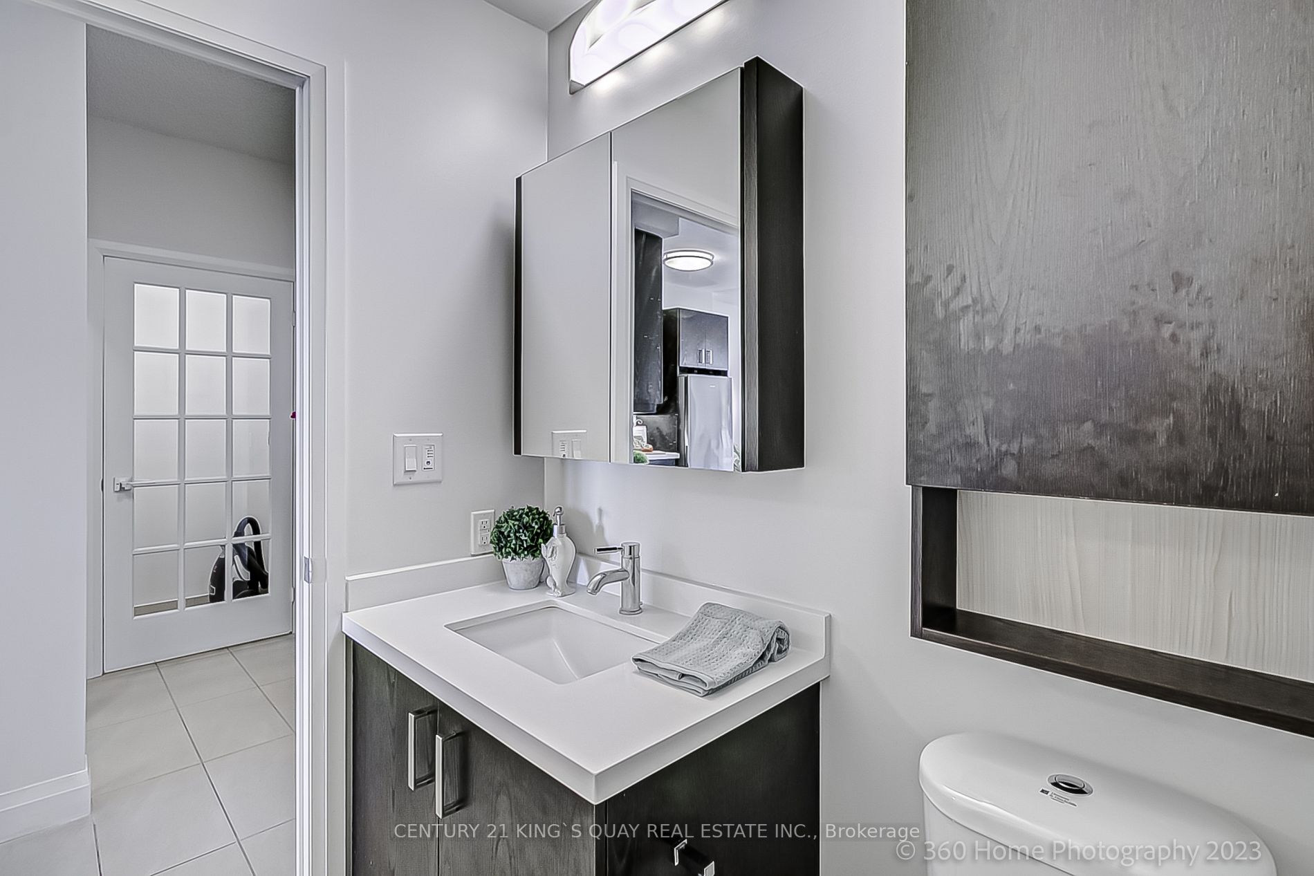 28 Uptown Drive, #715