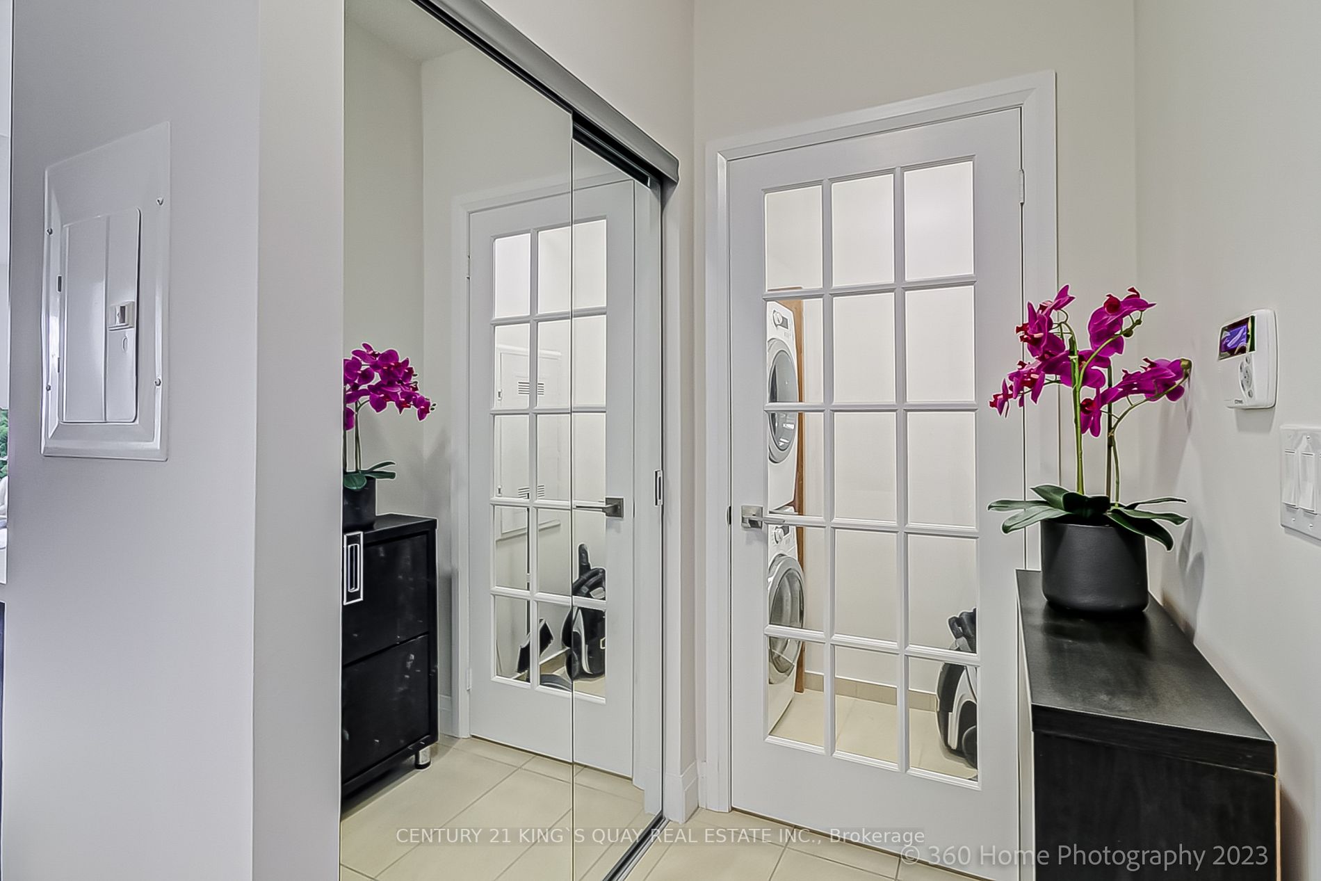 28 Uptown Drive, #715