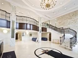 38 Cedarland Dr, #703