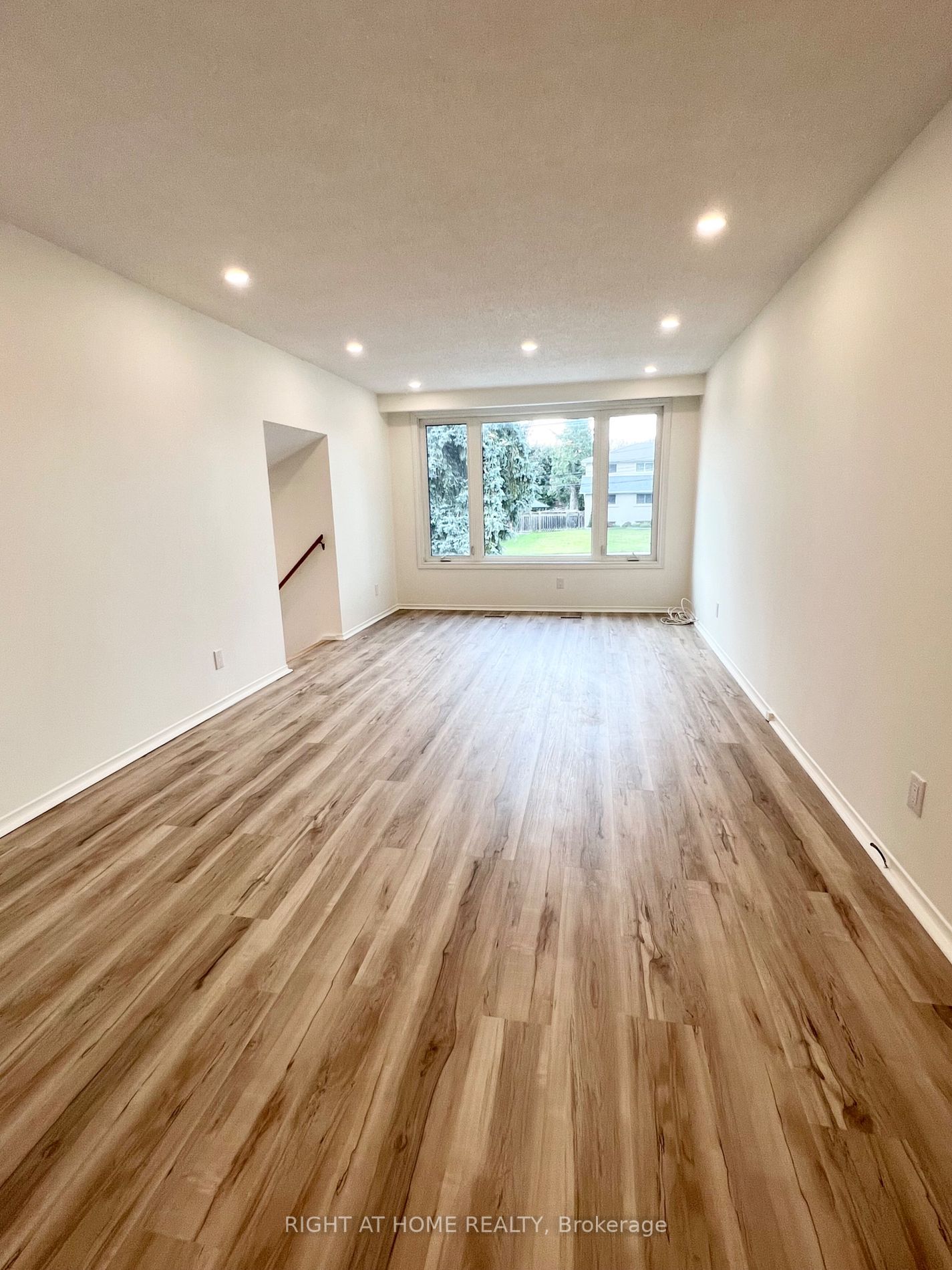 397 Simcoe Road, #Upper