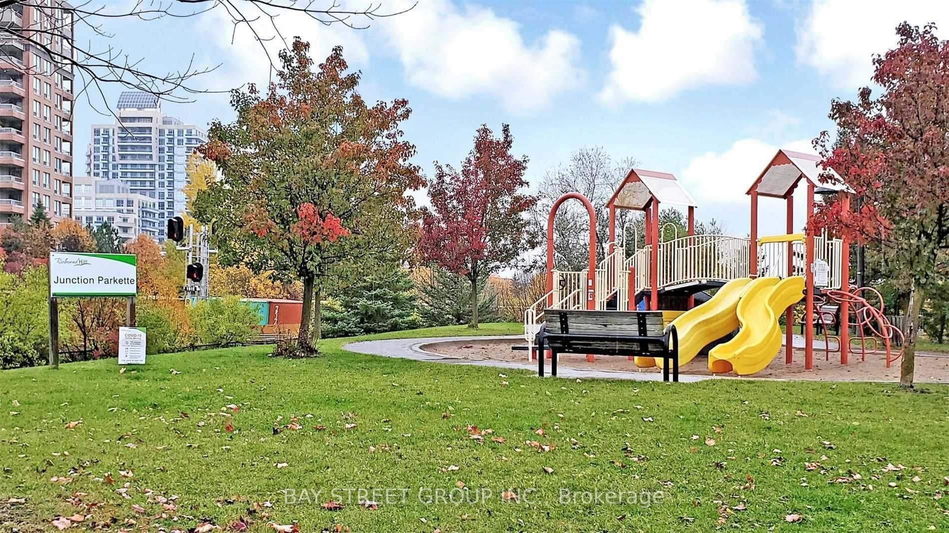 73 King William Cres, #705