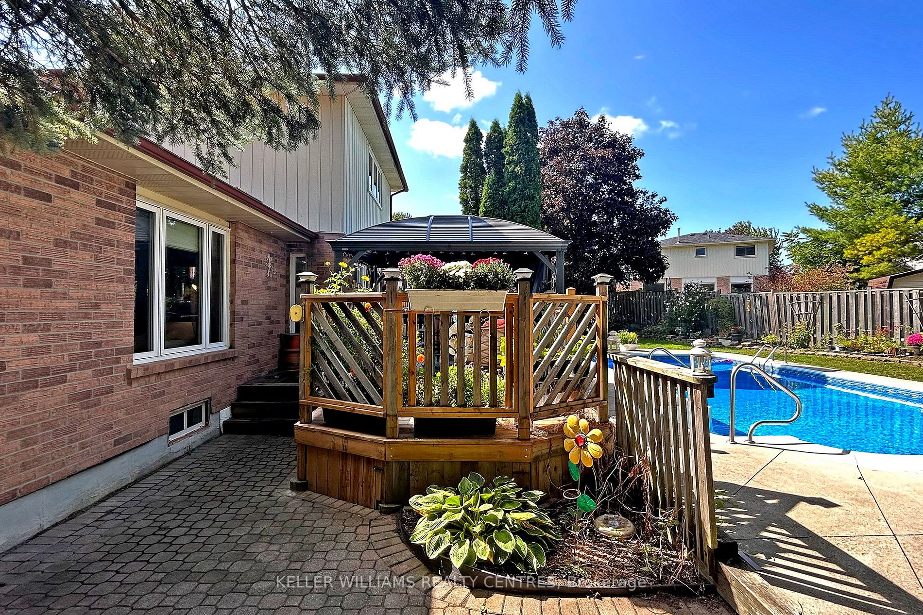 595 Brooks Howard Crt