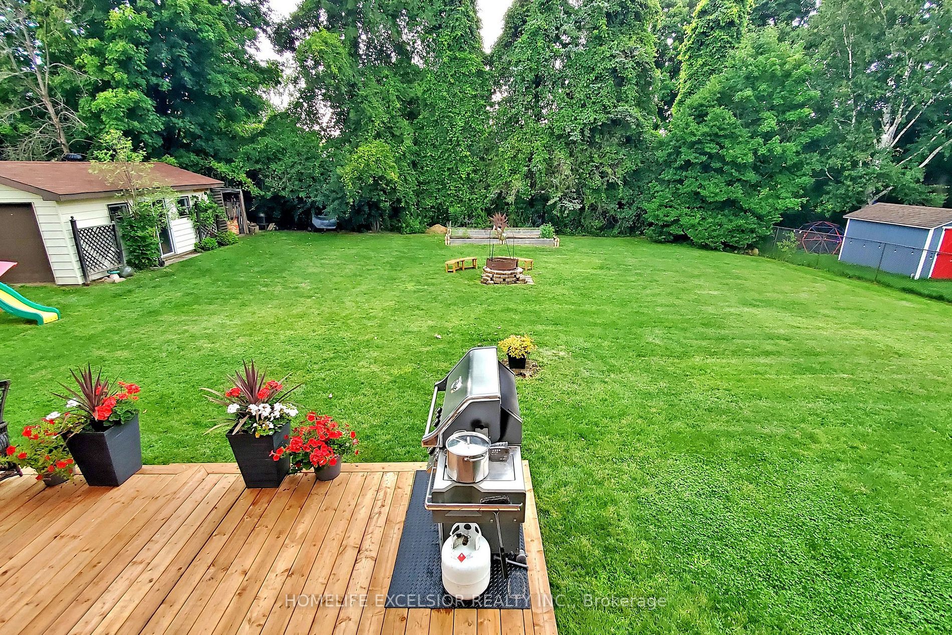 2841 Clarkesville Street