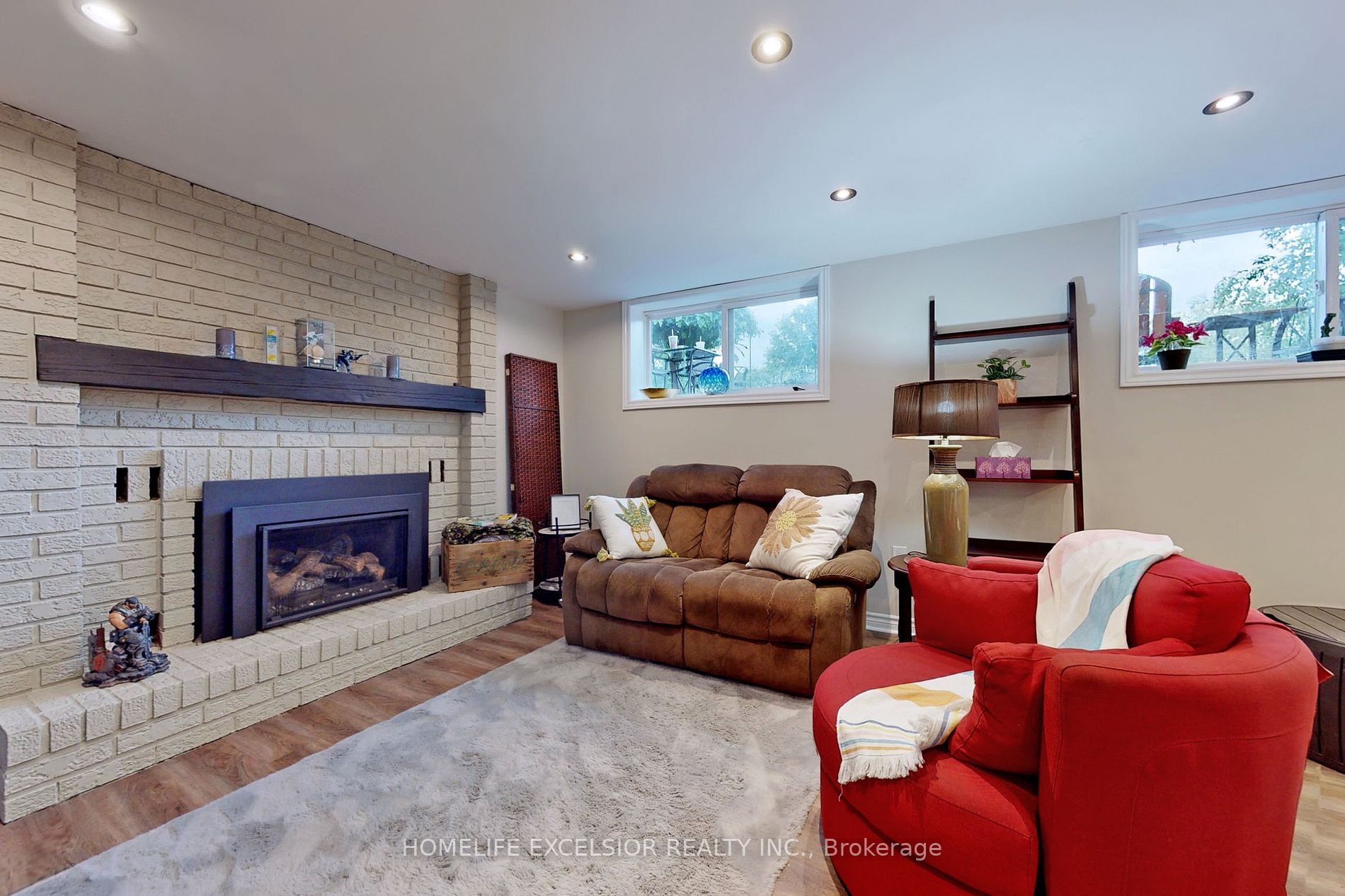 2841 Clarkesville Street