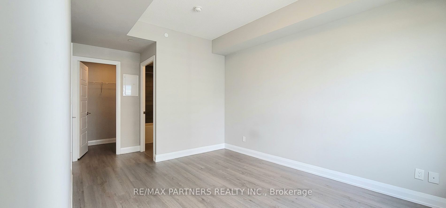 15 Water Walk Dr, #1710