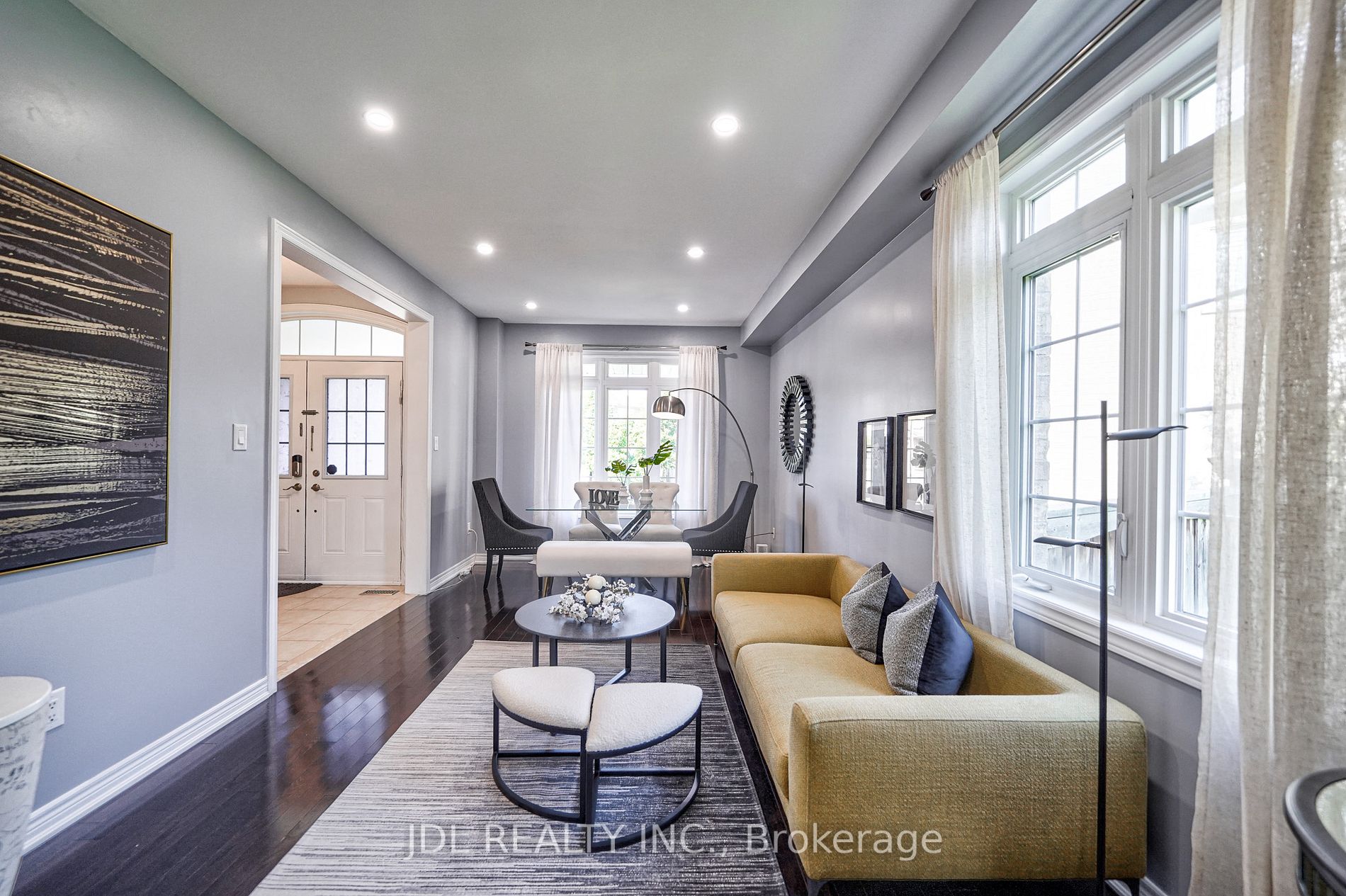 11 Dame Gruev Dr