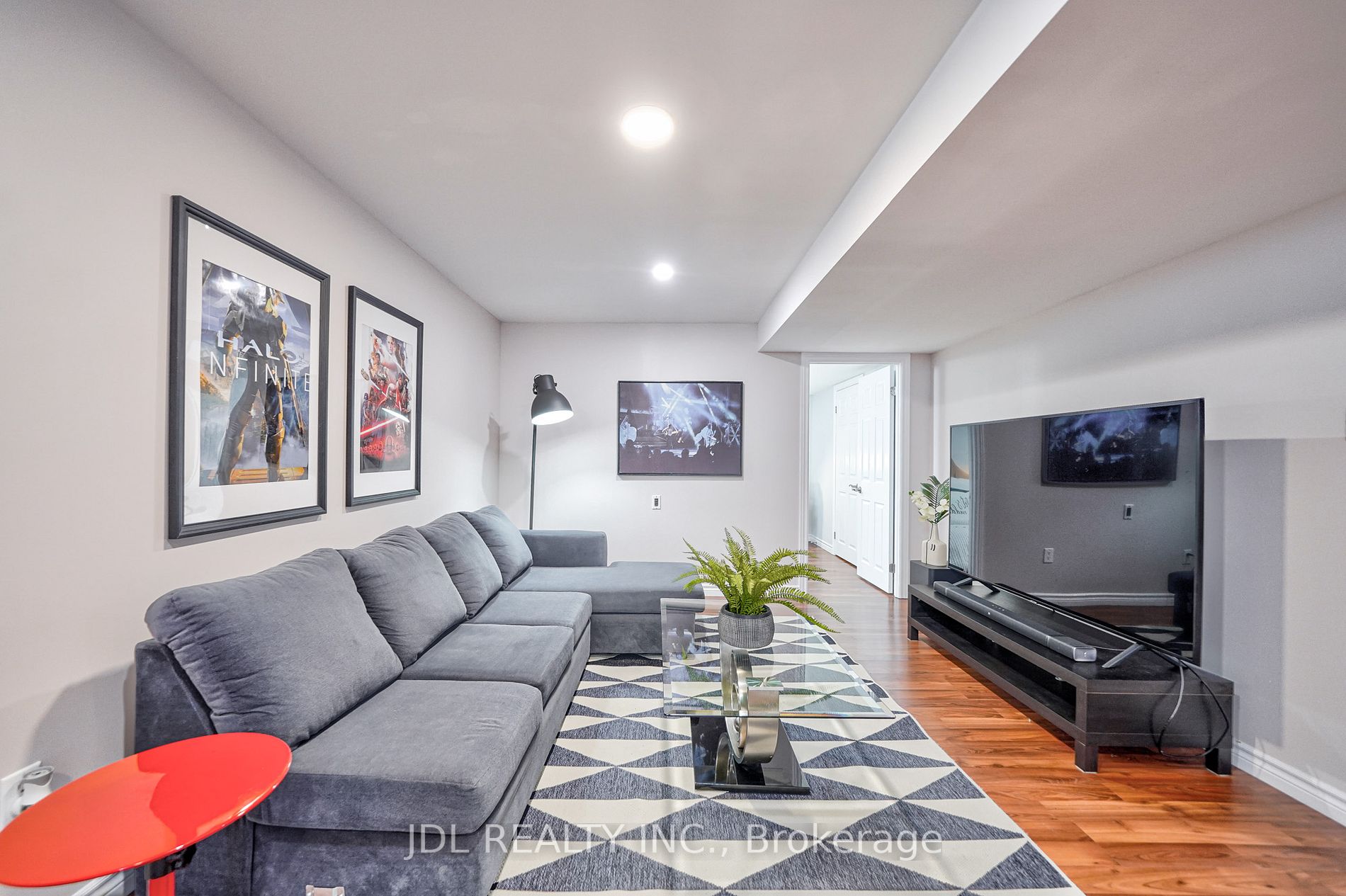 11 Dame Gruev Dr