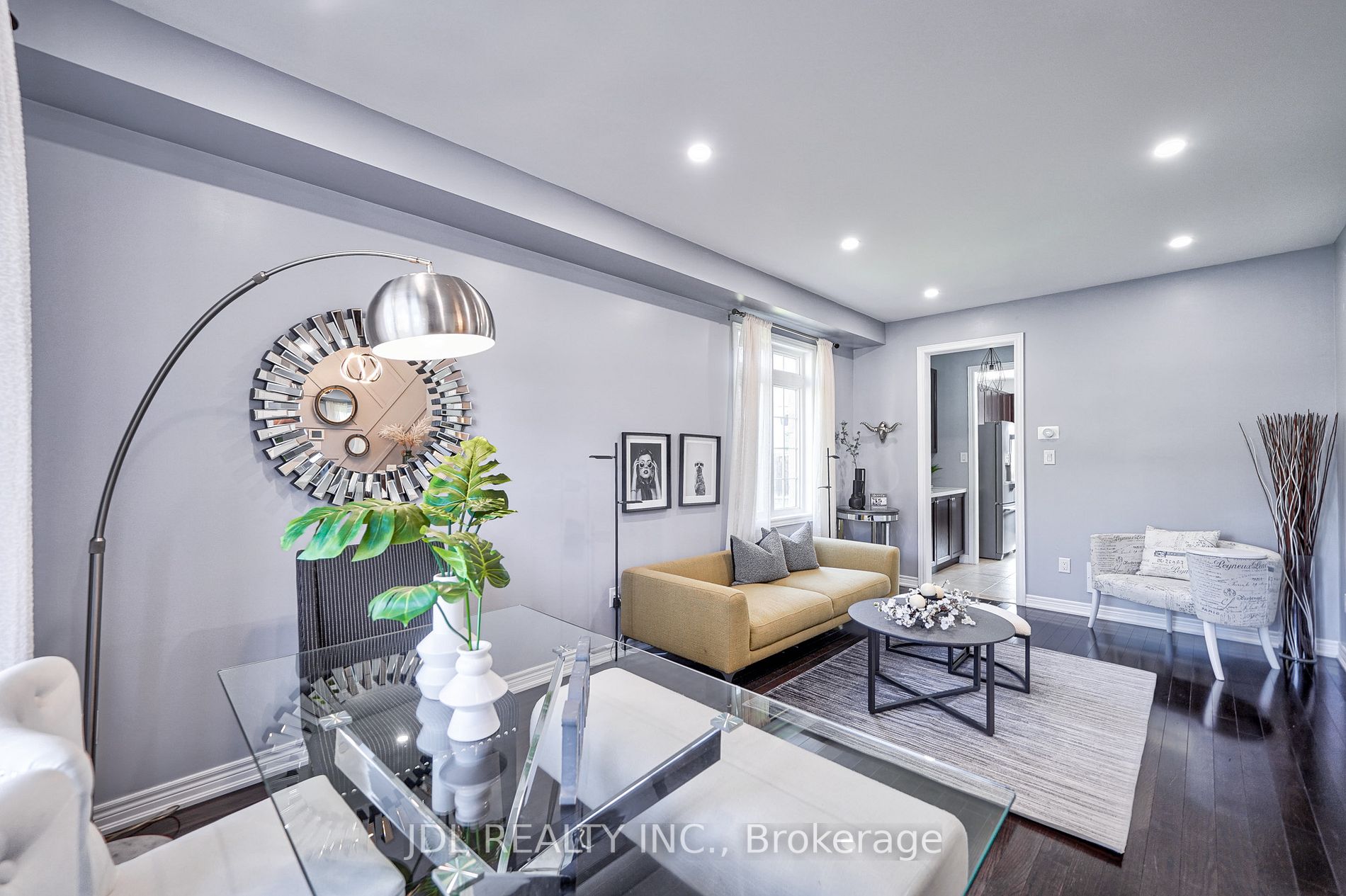 11 Dame Gruev Dr