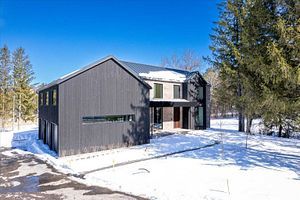 11 Cranberry Lane