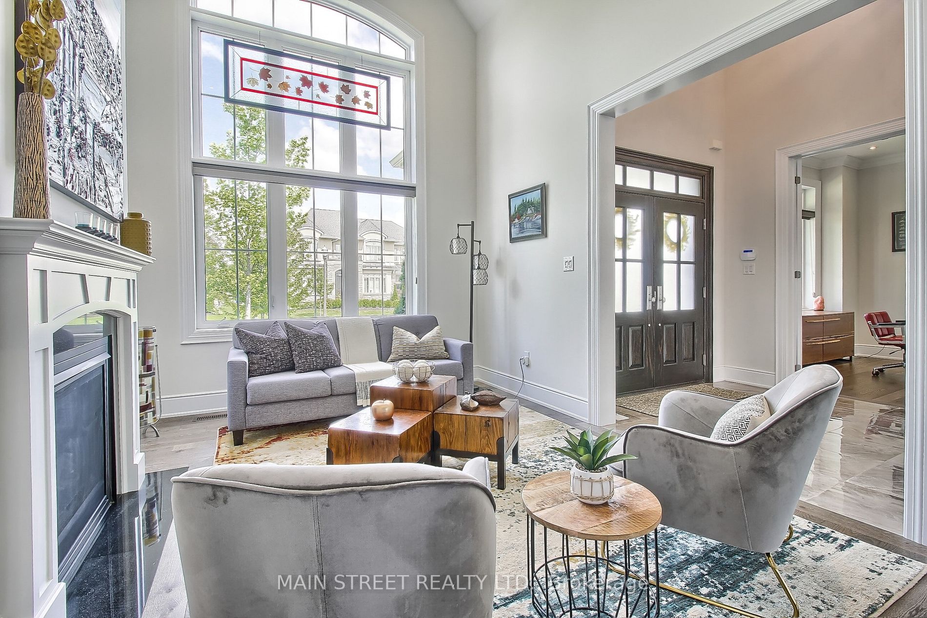 18 Country Club Cres