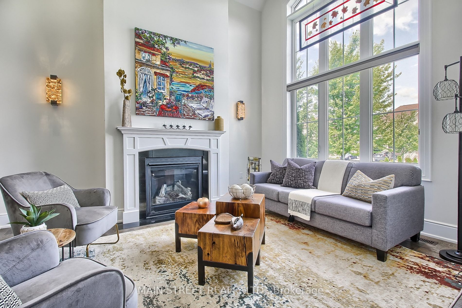 18 Country Club Cres