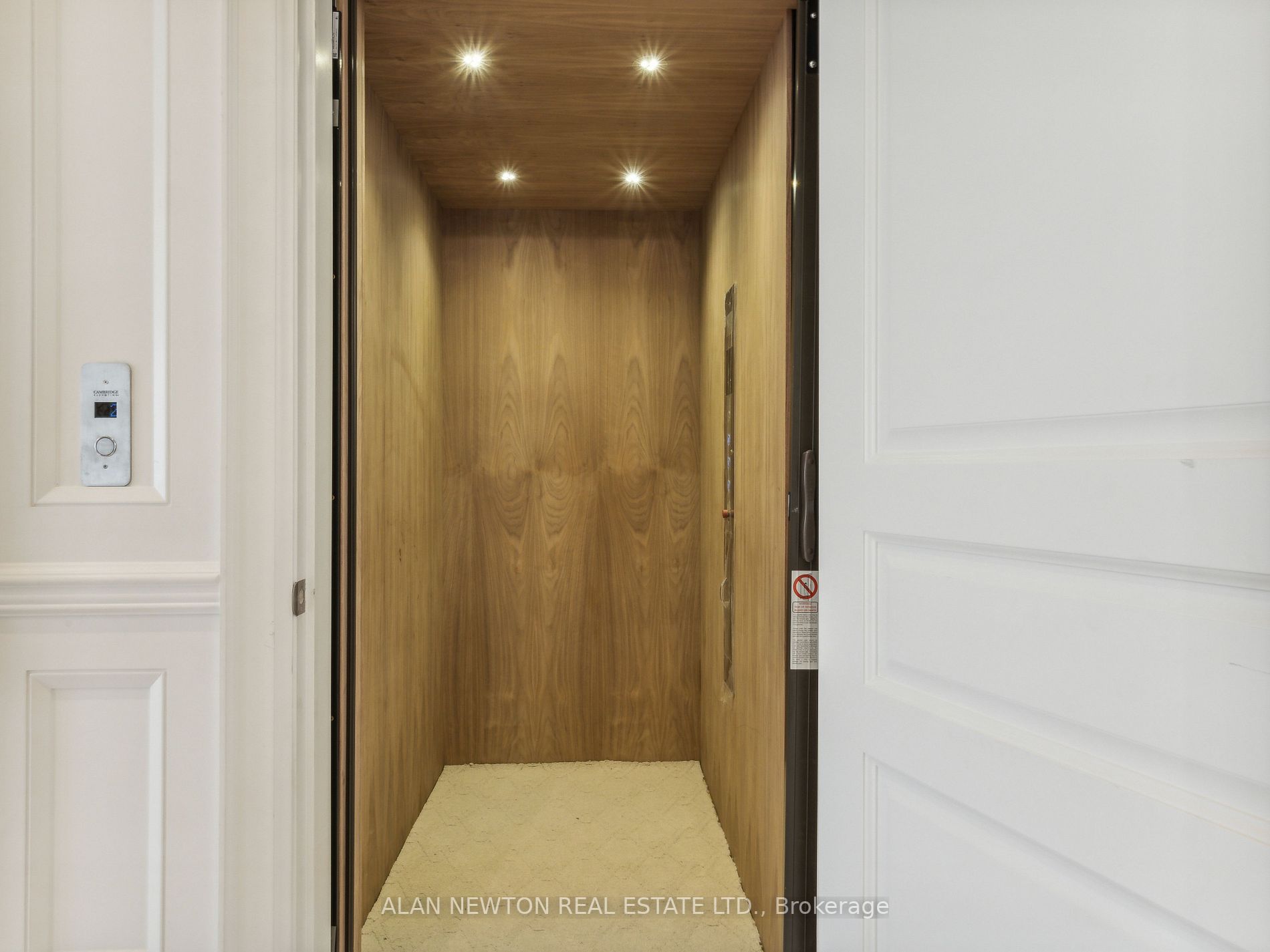 9 Thornbank Road