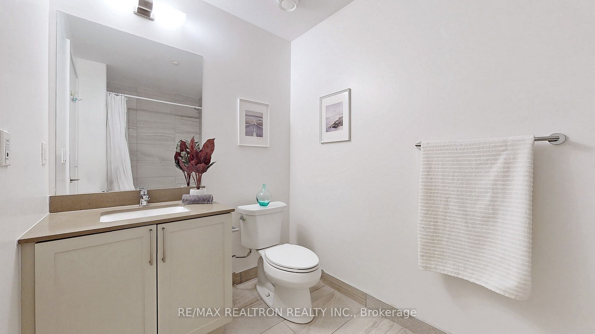 278 Buchanan Drive, #720E